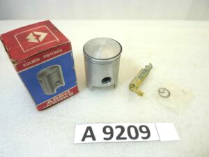 Pistone Yamaha Asso Werke diametro 43,4 cod 3684 NUOVO Fondo di magazzino, VEDI FOTO, LEGGI DESCRIZIONE