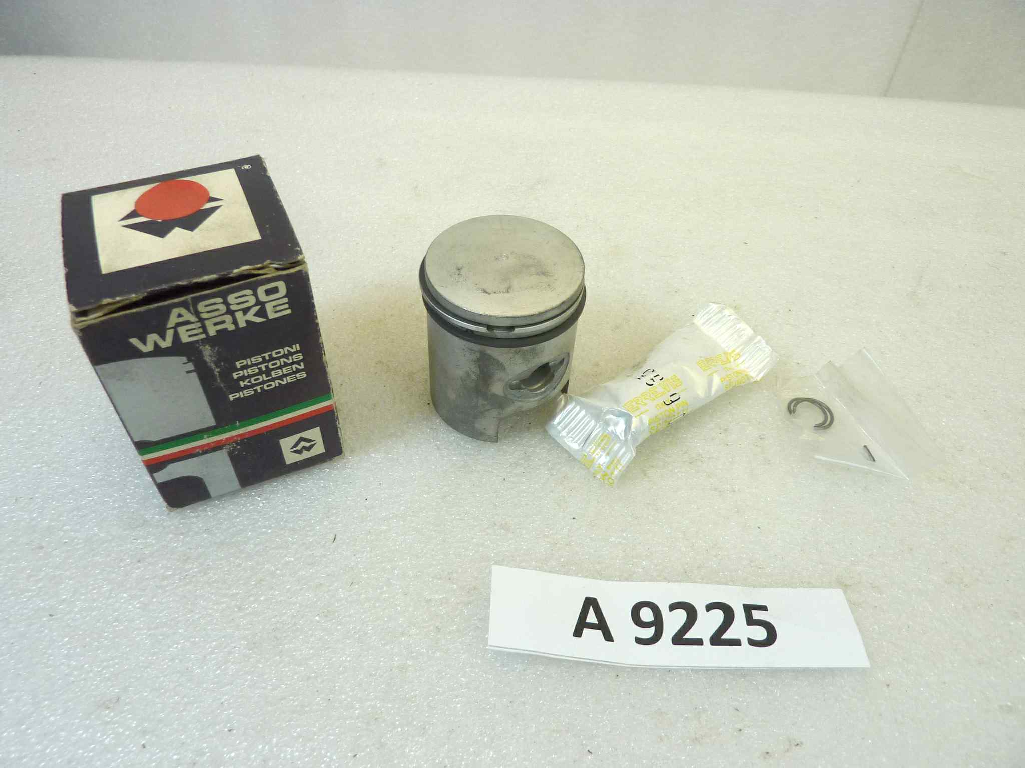 Pistone Peugeot Asso Werke diametro 40,4 cod 5296 NUOVO Fondo di magazzino, VEDI FOTO, LEGGI DESCRIZIONE