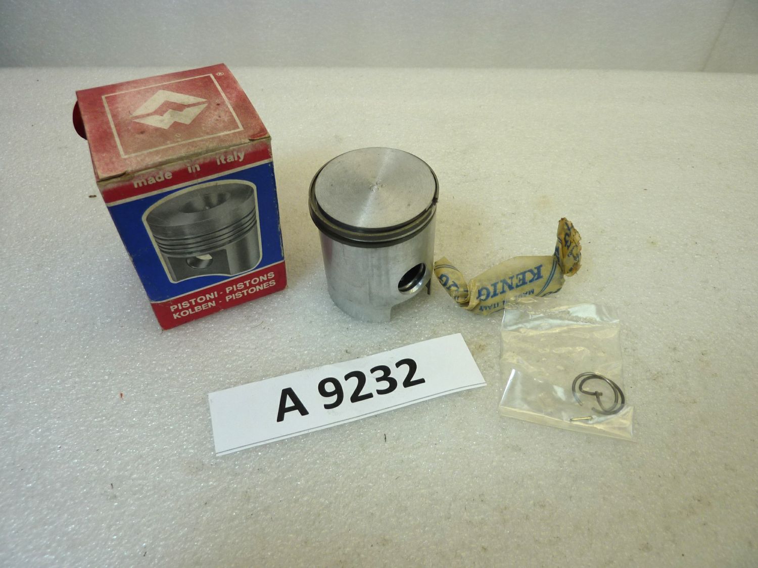 Pistone FBM Asso Werke diametro 39 cod 2845 NUOVO Fondo di magazzino, VEDI FOTO, LEGGI DESCRIZIONE