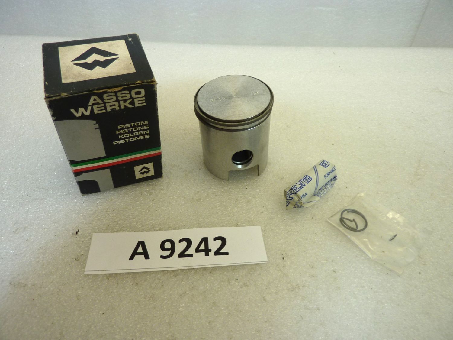 Pistone FBM Asso Werke diametro 40,2 cod 2845 NUOVO Fondo di magazzino, VEDI FOTO, LEGGI DESCRIZIONE
