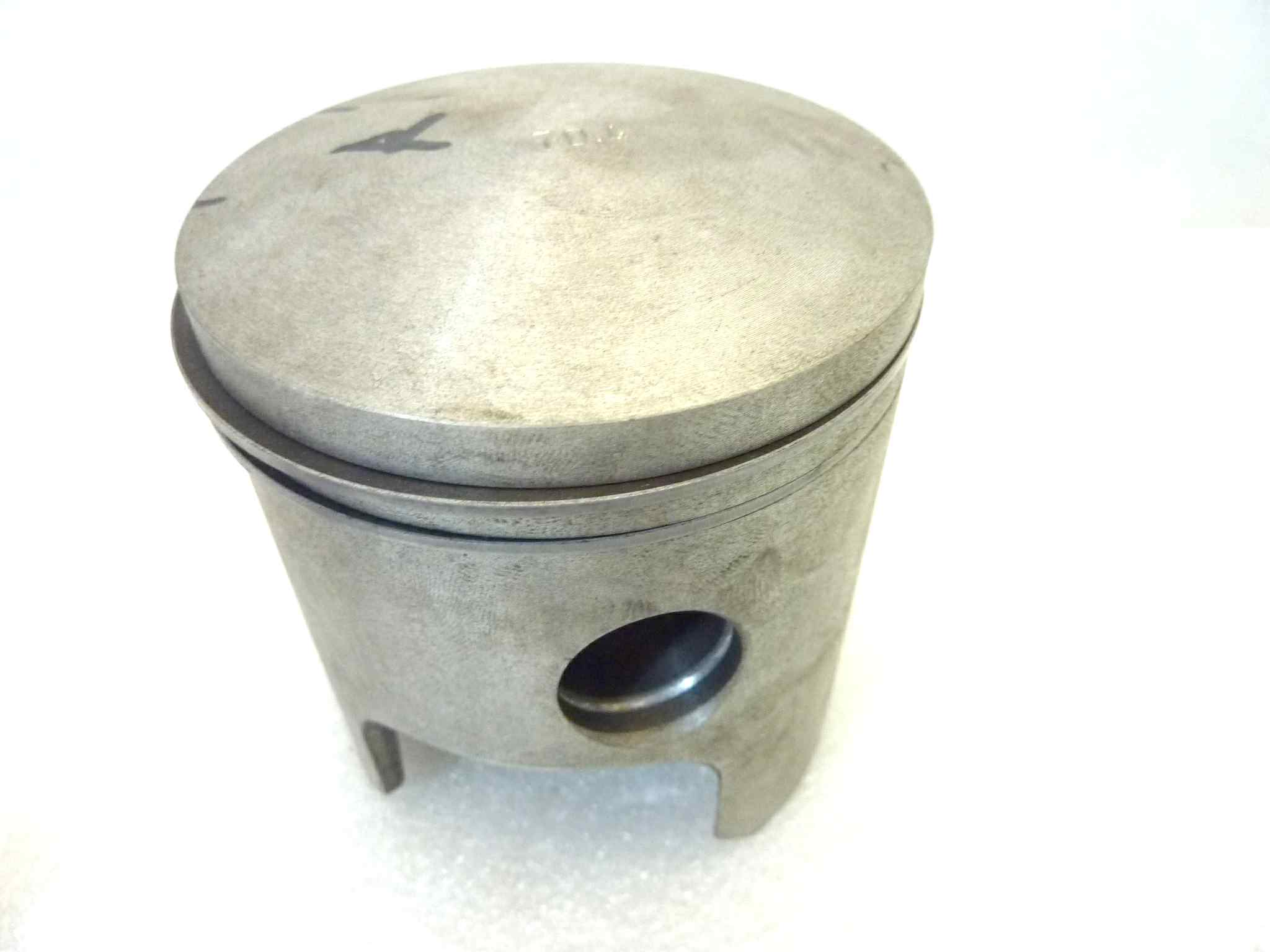 Pistone Suzuki Asso diametro 70,4 cod 3484 NUOVO Fondo di magazzino, VEDI FOTO, LEGGI DESCRIZIONE - immagine 3