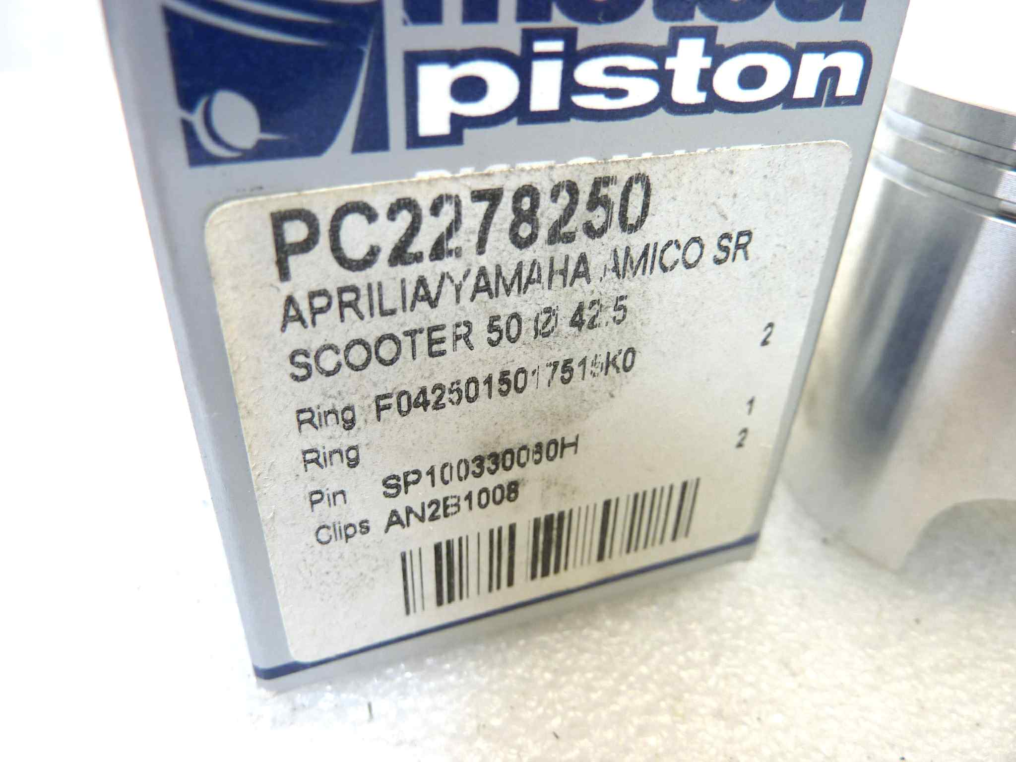 Pistone Aprilia Yamaha Amico Scooter 50 Meteor diametro 42,5 cod PC 2278250 no seeger NUOVO Fondo di magazzino, VEDI FOTO, LEGGI DESCRIZIONE - immagine 2