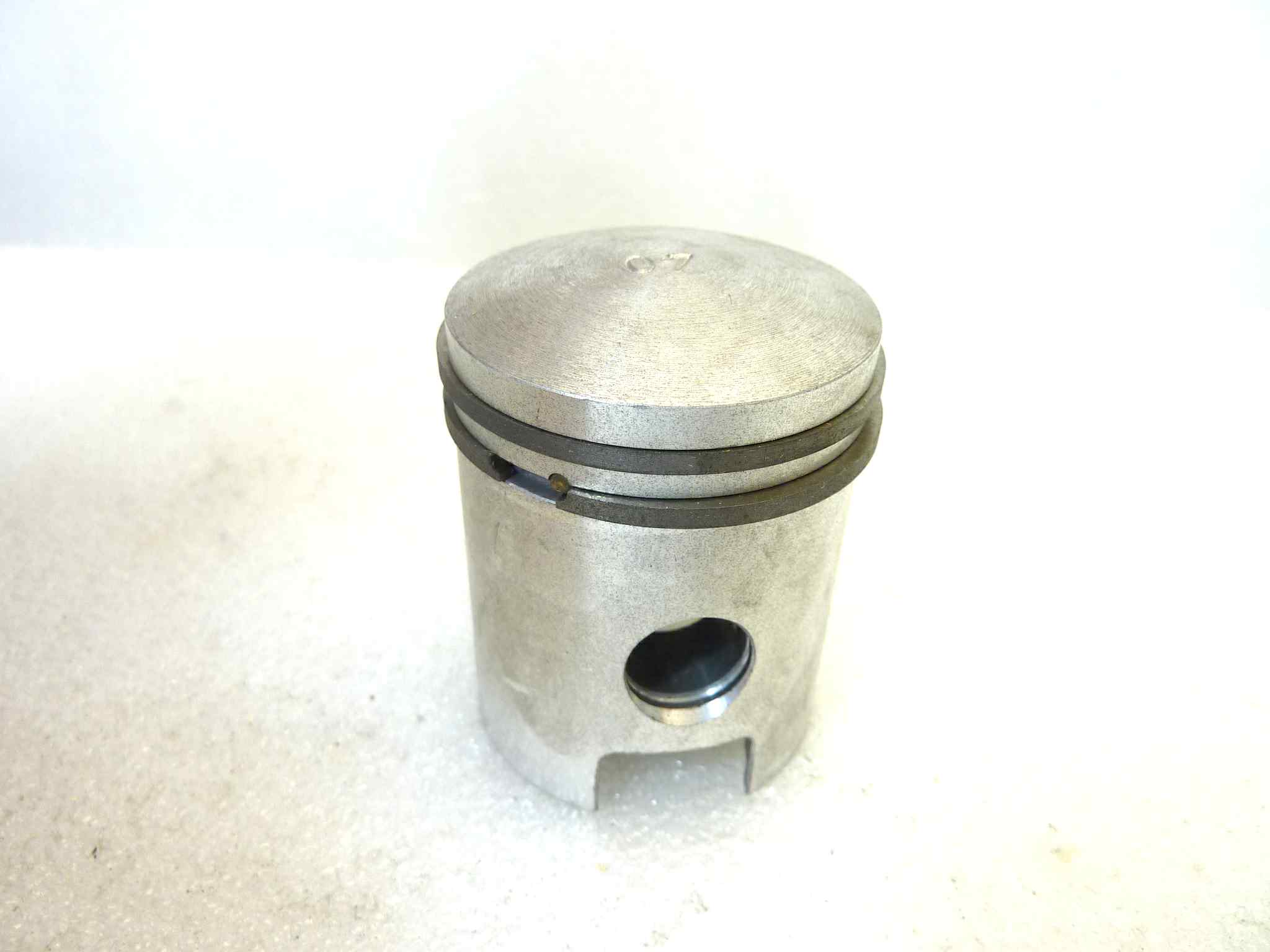 Pistone Vari modelli Asso diametro 40 cod 3429 no spinotto no seeger NUOVO Fondo di magazzino, VEDI FOTO, LEGGI DESCRIZIONE - immagine 6