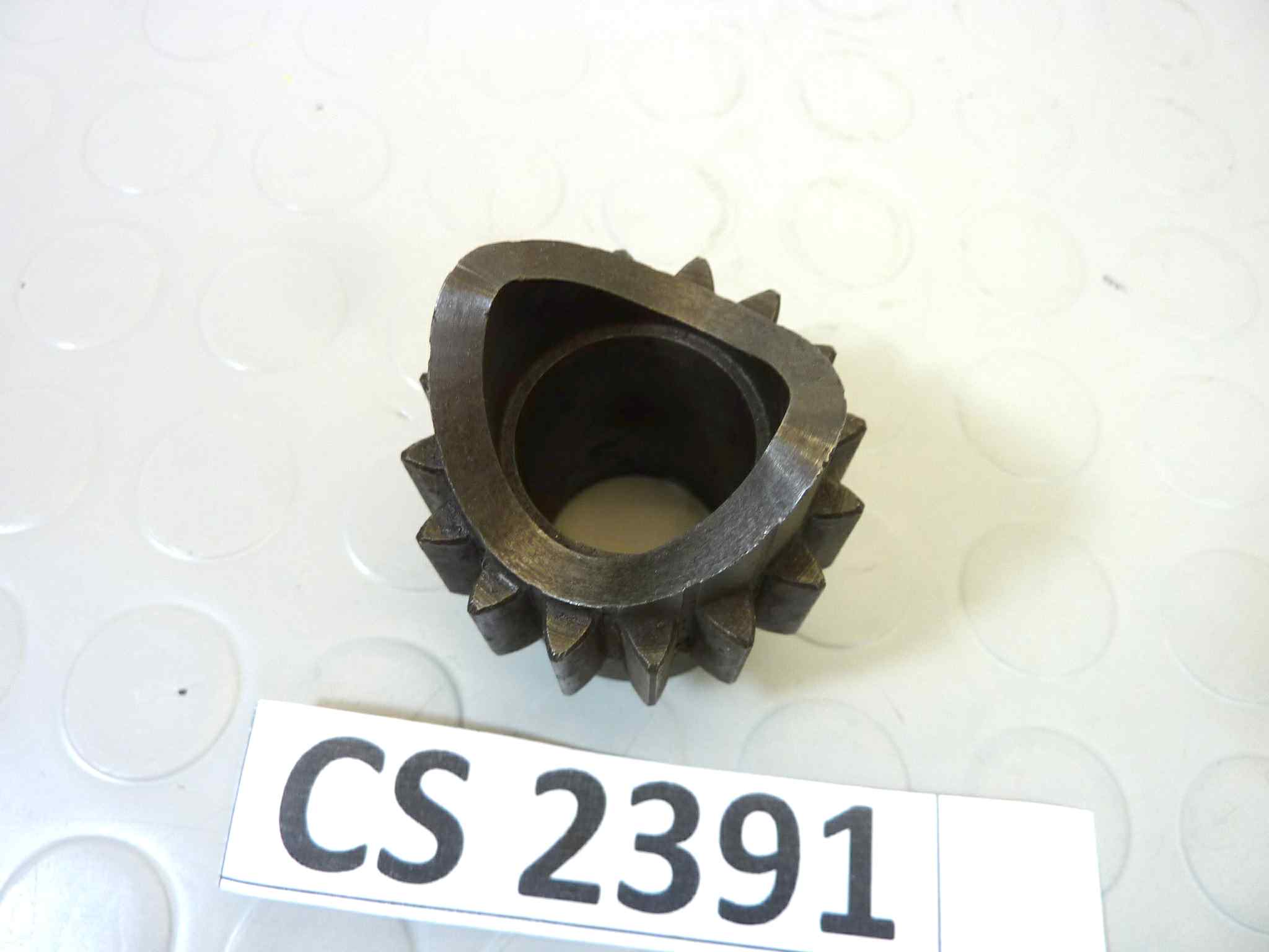 Ingranaggio rinvio Guzzi Daytona 1000 1992 - 1995 cod 30211100 16 denti albero intermedio NUOVO fondo di magazzino, LEGGI DESCRIZIONE - immagine 2