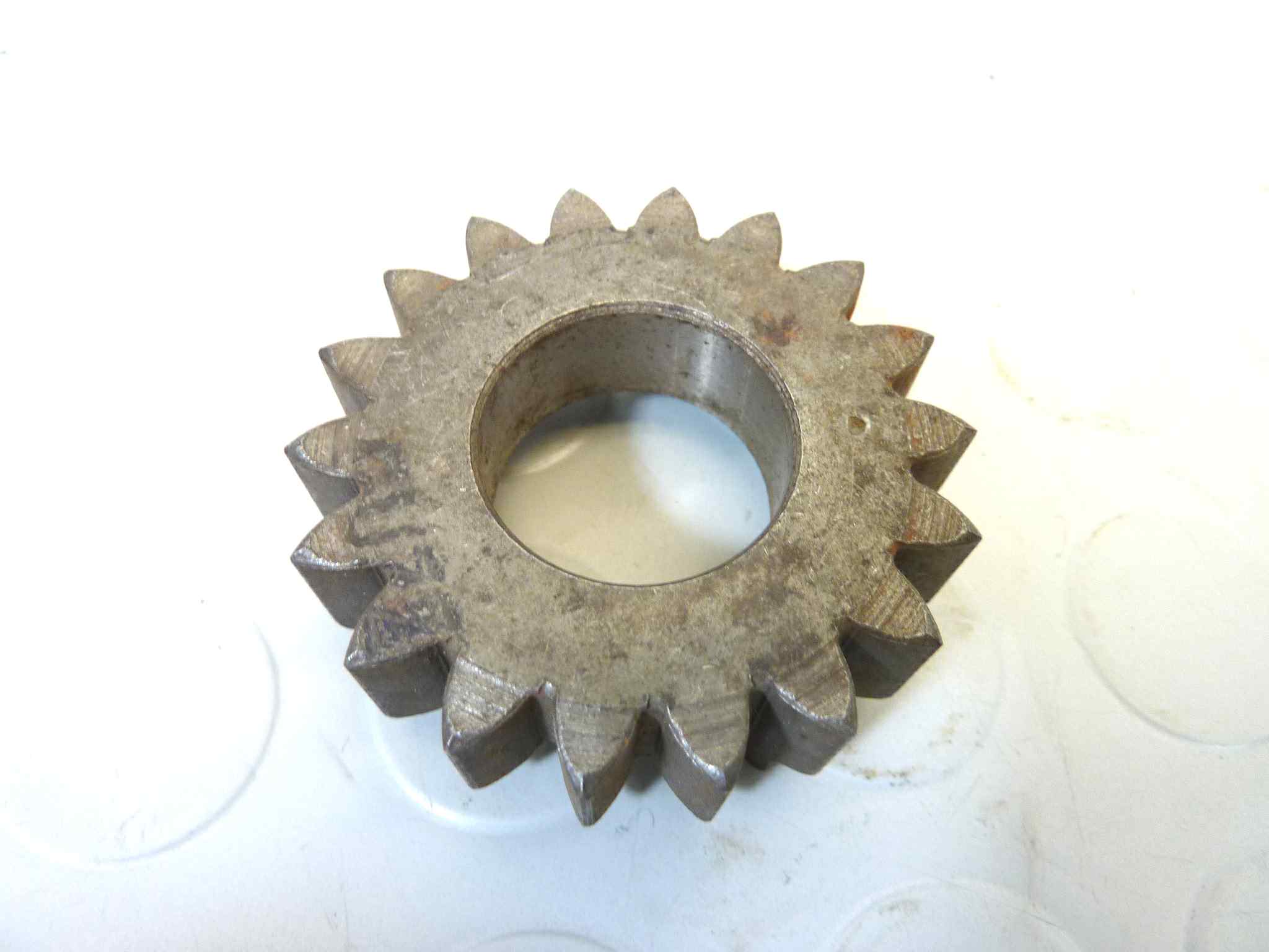 Ingranaggio terza marcia Guzzi V35 V50 18 denti cod 19211400 cambio NUOVO fondo di magazzino, LEGGI DESCRIZIONE - immagine 6