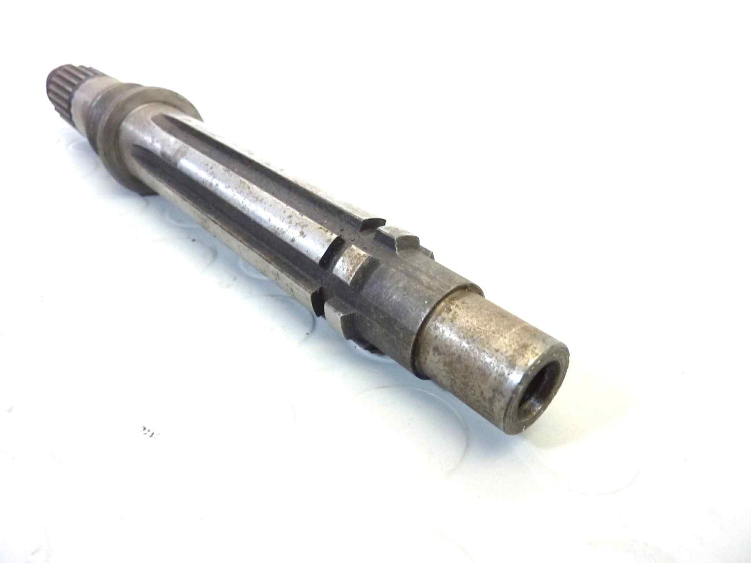 Albero frizione Guzzi 850 T3 T4 T5 California 1000 1100 Le Mans 850 1000 Quota V10 Daytona 1000 cod 14210702 - immagine 8
