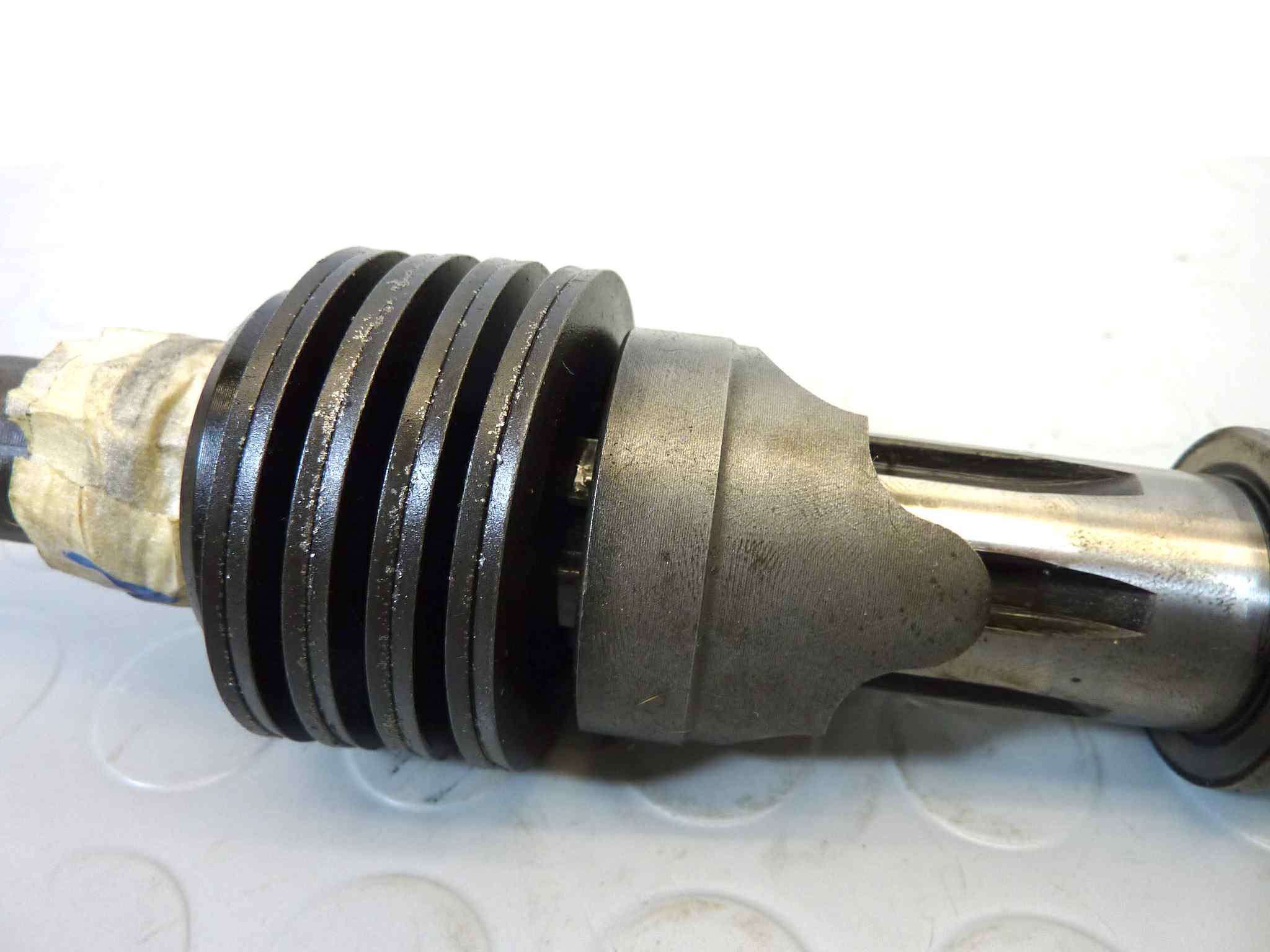 Albero frizione Guzzi 850 T3 T4 T5 California 1000 1100 Le Mans 850 1000 Quota V10 Daytona 1000 cod 14210702 - immagine 4