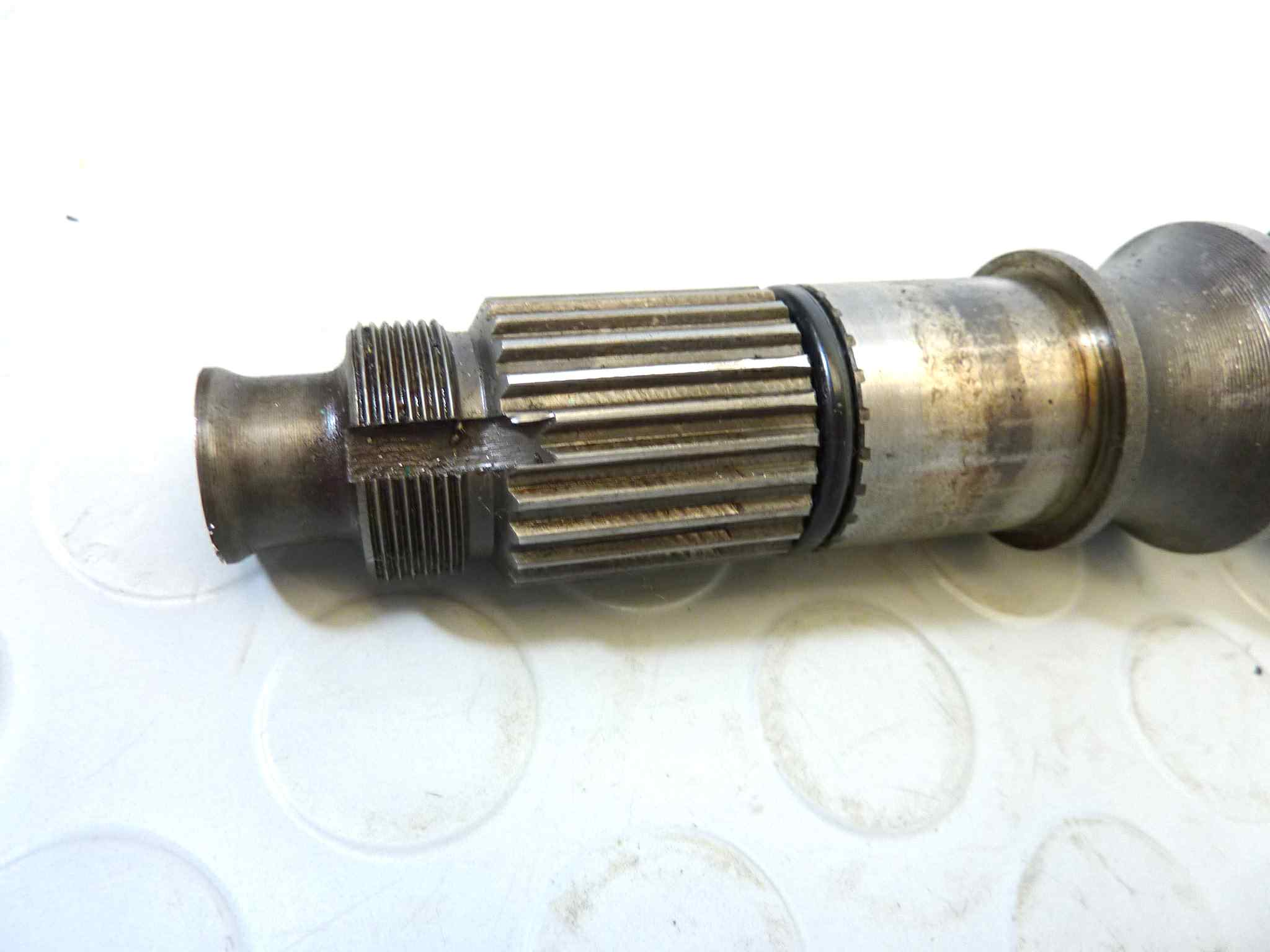 Albero frizione Guzzi 850 T3 T4 T5 California 1000 1100 Le Mans 850 1000 Quota V10 Daytona 1000 cod 14210702 - immagine 7