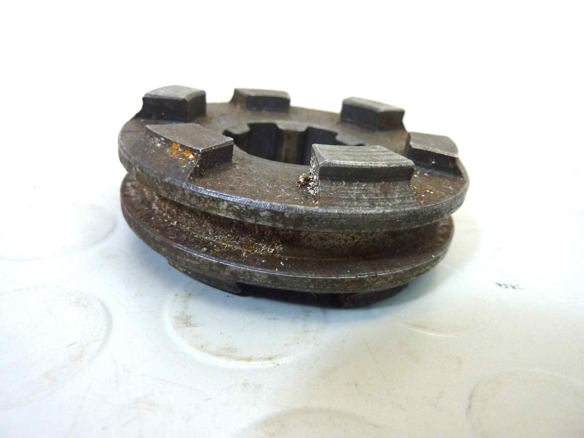 Ingranaggio scorrevole terza quarta marcia Guzzi MG Moto Guzzi 1000 Cali. 3 1.Serie (948 ccm, 1987 - 1987)
MG Moto Guzzi 1000 Cali. 3 2.Serie (948 ccm, 1988)
MG Moto Guzzi 1000 Cali. 3 2.Serie (948 ccm, 1989)
MG Moto Guzzi 1000 Cali. 3 2.Serie (948 ccm, 1990)
MG Moto Guzzi 1000 Cali. 3 C (948 ccm, 1990 - 1990)
MG Moto Guzzi 1000 Cali. 3 Caren. Inj. (948 ccm, 1990)
MG Moto Guzzi 1000 Cali. 3 Caren. Inj. (948 ccm, 1991)
MG Moto Guzzi 1000 Cali. 3 Caren. Inj. (948 ccm, 1992)
MG Moto Guzzi 1000 Cali. 3 I.E. (948 ccm, 1990)
MG Moto Guzzi 1000 Cali. 3 I.E. (948 ccm, 1991)
MG Moto Guzzi 1000 Cali. 3 I.E. (948 ccm, 1992)
MG Moto Guzzi 1000 Daytona (992 ccm, 1992)
MG Moto Guzzi 1000 Daytona (992 ccm, 1993)
MG Moto Guzzi 1000 Daytona (992 ccm, 1994)
MG Moto Guzzi 1000 Daytona (992 ccm, 1995)
MG Moto Guzzi 1000 Daytona (992 ccm, 1996)
MG Moto Guzzi 1000 Daytona RS (1000 ccm, 1997)
MG Moto Guzzi 1000 Daytona RS (1000 ccm, 1998)
MG Moto Guzzi 1000 Daytona RS (1000 ccm, 1999)
MG Moto Guzzi 1000 Daytona RS (1000 ccm, 2000)
MG Moto Guzzi 1000 G 5 (948 ccm, 1978)
MG Moto Guzzi 1000 G 5 (948 ccm, 1979)
MG Moto Guzzi 1000 G 5 (948 ccm, 1980)
MG Moto Guzzi 1000 G 5 (948 ccm, 1981)
MG Moto Guzzi 1000 G 5 (948 ccm, 1982)
MG Moto Guzzi 1000 G 5 (948 ccm, 1983)
MG Moto Guzzi 1000 G 5 (948 ccm, 1984)
MG Moto Guzzi 1000 G 5 (948 ccm, 1985)
MG Moto Guzzi 1000 LM (1000 ccm, 1990)
MG Moto Guzzi 1000 LM (1000 ccm, 1991)
MG Moto Guzzi 1000 LM (1000 ccm, 1992)
MG Moto Guzzi 1000 LM (1000 ccm, 1993)
MG Moto Guzzi 1000 LM (1000 ccm, 1994)
MG Moto Guzzi 1000 LM 4 (948 ccm, 1985)
MG Moto Guzzi 1000 LM 4 (948 ccm, 1986)
MG Moto Guzzi 1000 LM 4 (948 ccm, 1987)
MG Moto Guzzi 1000 LM 5 (948 ccm, 1988)
MG Moto Guzzi 1000 LM 5 (948 ccm, 1989)
MG Moto Guzzi 1000 LM 5 (948 ccm, 1990)
MG Moto Guzzi 1000 LM 5 (948 ccm, 1991)
MG Moto Guzzi 1000 LM 5 (948 ccm, 1992)
MG Moto Guzzi 1000 Mille GT 1.Serie (948 ccm, 1987)
MG Moto Guzzi 1000 Mille GT 1.Serie (948 ccm, 1988)
MG Moto Guzzi 1000 Mille GT 1.Serie (948 ccm, 1989)
MG Moto Guzzi 1000 Mille GT 1.Serie (948 ccm, 1990)
MG Moto Guzzi 1000 Mille GT 2.Serie (948 ccm, 1991)
MG Moto Guzzi 1000 Mille GT 2.Serie (948 ccm, 1992)
MG Moto Guzzi 1000 Mille GT 2.Serie (948 ccm, 1993)
MG Moto Guzzi 1000 Mille GT 2.Serie (948 ccm, 1994)
MG Moto Guzzi 1000 Quota (948 ccm, 1992)
MG Moto Guzzi 1000 Quota (948 ccm, 1993)
MG Moto Guzzi 1000 Quota (948 ccm, 1994)
MG Moto Guzzi 1000 Quota (948 ccm, 1995)
MG Moto Guzzi 1000 Quota (948 ccm, 1996)
MG Moto Guzzi 1000 Quota (948 ccm, 1997)
MG Moto Guzzi 1000 S 1.Serie (948 ccm, 1990)
MG Moto Guzzi 1000 S 1.Serie (948 ccm, 1991)
MG Moto Guzzi 1000 S 1.Serie (948 ccm, 1992)
MG Moto Guzzi 1000 S 2.Serie (948 ccm, 1993 - 1993)
MG Moto Guzzi 1000 SP 1 (948 ccm, 1978)
MG Moto Guzzi 1000 SP 1 (948 ccm, 1979)
MG Moto Guzzi 1000 SP 1 (948 ccm, 1980)
MG Moto Guzzi 1000 SP 1 (948 ccm, 1981)
MG Moto Guzzi 1000 SP 1 (948 ccm, 1982)
MG Moto Guzzi 1000 SP 1 (948 ccm, 1983)
MG Moto Guzzi 1000 SP 2 (948 ccm, 1984)
MG Moto Guzzi 1000 SP 2 (948 ccm, 1985)
MG Moto Guzzi 1000 SP 2 (948 ccm, 1986)
MG Moto Guzzi 1000 SP 2 (948 ccm, 1987)
MG Moto Guzzi 1000 SP 3 (948 ccm, 1988)
MG Moto Guzzi 1000 SP 3 (948 ccm, 1989)
MG Moto Guzzi 1000 SP 3 (948 ccm, 1990)
MG Moto Guzzi 1000 SP 3 (948 ccm, 1991)
MG Moto Guzzi 1000 SP 3 (948 ccm, 1992)
MG Moto Guzzi 1000 SP 3 (948 ccm, 1993)
MG Moto Guzzi 1000 SP 3 (948 ccm, 1994)
MG Moto Guzzi 1000 SP 3 (948 ccm, 1995)
MG Moto Guzzi 1000 SP 3 (948 ccm, 1996)
MG Moto Guzzi 1000 V10 Centauro (992 ccm, 1996)
MG Moto Guzzi 1000 V10 Centauro (992 ccm, 1997)
MG Moto Guzzi 1000 V10 Centauro (992 ccm, 1998)
MG Moto Guzzi 1000 V10 Centauro (992 ccm, 1999)
MG Moto Guzzi 1000 V10 Centauro (992 ccm, 2000)
MG Moto Guzzi 1100 Cali. 75 limited edition (1100 ccm, 1997)
MG Moto Guzzi 1100 Cali. 75 limited edition (1100 ccm, 1998)
MG Moto Guzzi 1100 Cali. Aluminium (1064 ccm, 2003)
MG Moto Guzzi 1100 Cali. Aluminium (1064 ccm, 2004)
MG Moto Guzzi 1100 Cali. Anniversario (1064 ccm, 1997 - 1997)
MG Moto Guzzi 1100 Cali. EV (1064 ccm, 1997)
MG Moto Guzzi 1100 Cali. EV (1064 ccm, 1998)
MG Moto Guzzi 1100 Cali. EV (1064 ccm, 1999)
MG Moto Guzzi 1100 Cali. EV (1064 ccm, 2000)
MG Moto Guzzi 1100 Cali. EV PI (1100 ccm, 2003)
MG Moto Guzzi 1100 Cali. EV PI (1100 ccm, 2004)
MG Moto Guzzi 1100 Cali. EV PI (1100 ccm, 2005)
MG Moto Guzzi 1100 California Classic-Touring (1064 ccm, 2006)
MG Moto Guzzi 1100 California Classic-Touring (1064 ccm, 2007)
MG Moto Guzzi 1100 California Classic-Touring (1064 ccm, 2008)
MG Moto Guzzi 1100 California Classic-Touring (1064 ccm, 2009)
MG Moto Guzzi 1100 California Classic-Touring (1064 ccm, 2010)
MG Moto Guzzi 1100 California Classic-Touring (1064 ccm, 2011)
MG Moto Guzzi 1100 California EV ie Touring (1100 ccm, 2003)
MG Moto Guzzi 1100 California EV ie Touring (1100 ccm, 2004)
MG Moto Guzzi 1100 California EV ie Touring (1100 ccm, 2005)
MG Moto Guzzi 1100 California EV Touring/80° (1064 ccm, 2001)
MG Moto Guzzi 1100 California EV Touring/80° (1064 ccm, 2002)
MG Moto Guzzi 1100 California Stone Touring (1064 ccm, 2002)
MG Moto Guzzi 1100 California Stone Touring (1064 ccm, 2003)
MG Moto Guzzi 1100 California Stone Touring (1064 ccm, 2004)
MG Moto Guzzi 1100 California Stone Touring (1064 ccm, 2005)
MG Moto Guzzi 1100 Cali. i (1100 ccm, 1993)
MG Moto Guzzi 1100 Cali. i (1100 ccm, 1994)
MG Moto Guzzi 1100 Cali. i (1100 ccm, 1995)
MG Moto Guzzi 1100 Cali. i (1100 ccm, 1996)
MG Moto Guzzi 1100 Cali. i (1100 ccm, 1997)
MG Moto Guzzi 1100 Cali. i (1100 ccm, 1998)
MG Moto Guzzi 1100 Cali. Special (1064 ccm, 1999)
MG Moto Guzzi 1100 Cali. Special (1064 ccm, 2000)
MG Moto Guzzi 1100 Cali. Special (1064 ccm, 2001)
MG Moto Guzzi 1100 Cali. Special Sport (1100 ccm, 2001)
MG Moto Guzzi 1100 Cali. Special Sport (1100 ccm, 2002)
MG Moto Guzzi 1100 Cali. Stone (1064 ccm, 2001)
MG Moto Guzzi 1100 Cali. Stone (1064 ccm, 2002)
MG Moto Guzzi 1100 Cali. Stone/Metal (1064 ccm, 2003)
MG Moto Guzzi 1100 Cali. Stone/Metal (1064 ccm, 2004)
MG Moto Guzzi 1100 Cali. Stone/Metal (1064 ccm, 2005)
MG Moto Guzzi 1100 Cali. Titanium (1100 ccm, 2003)
MG Moto Guzzi 1100 Cali. Titanium (1100 ccm, 2004)
MG Moto Guzzi 1100 Cali. Vergaser (1064 ccm, 1994)
MG Moto Guzzi 1100 Cali. Vergaser (1064 ccm, 1995)
MG Moto Guzzi 1100 Cali. Vergaser (1064 ccm, 1996)
MG Moto Guzzi 1100 Cali. Vergaser (1064 ccm, 1997)
MG Moto Guzzi 1100 Cali. Vintage (1064 ccm, 2006)
MG Moto Guzzi 1100 Cali. Vintage (1064 ccm, 2007)
MG Moto Guzzi 1100 Cali. Vintage (1064 ccm, 2008)
MG Moto Guzzi 1100 Quota ES (1064 ccm, 1998)
MG Moto Guzzi 1100 Quota ES (1064 ccm, 1999)
MG Moto Guzzi 1100 Quota ES (1064 ccm, 2000)
MG Moto Guzzi 1100 Quota ES (1064 ccm, 2001)
MG Moto Guzzi 1100 Sport (1064 ccm, 1994)
MG Moto Guzzi 1100 Sport (1064 ccm, 1995)
MG Moto Guzzi 1100 Sport (1064 ccm, 1996)
MG Moto Guzzi 1100 Sport Corsa (1064 ccm, 1998)
MG Moto Guzzi 1100 Sport Corsa (1064 ccm, 1999)
MG Moto Guzzi 1100 Sport I.E. (1064 ccm, 1997)
MG Moto Guzzi 1100 Sport I.E. (1064 ccm, 1998)
MG Moto Guzzi 1100 Sport I.E. (1064 ccm, 1999)
MG Moto Guzzi 1100 Sport I.E. (1064 ccm, 2000)
MG Moto Guzzi 750 S 3 (748 ccm, 1975)
MG Moto Guzzi 750 S 3 (748 ccm, 1976)
MG Moto Guzzi 850 Le Mans I (844 ccm, 1976)
MG Moto Guzzi 850 Le Mans I (844 ccm, 1977)
MG Moto Guzzi 850 Le Mans I (844 ccm, 1978)
MG Moto Guzzi 850 Le Mans II (844 ccm, 1979)
MG Moto Guzzi 850 Le Mans II (844 ccm, 1980)
MG Moto Guzzi 850 Le Mans III (844 ccm, 1981)
MG Moto Guzzi 850 Le Mans III (844 ccm, 1982)
MG Moto Guzzi 850 Le Mans III (844 ccm, 1983)
MG Moto Guzzi 850 Le Mans III (844 ccm, 1984)
MG Moto Guzzi 850 Le Mans III (844 ccm, 1985)
MG Moto Guzzi 850 T3 (844 ccm, 1975)
MG Moto Guzzi 850 T3 (844 ccm, 1976)
MG Moto Guzzi 850 T3 (844 ccm, 1977)
MG Moto Guzzi 850 T3 (844 ccm, 1978)
MG Moto Guzzi 850 T3 (844 ccm, 1979)
MG Moto Guzzi 850 T3 (844 ccm, 1980)
MG Moto Guzzi 850 T3 (844 ccm, 1981)
MG Moto Guzzi 850 T3 (844 ccm, 1982)
MG Moto Guzzi 850 T3 CALIFORNIA (844 ccm, 1975)
MG Moto Guzzi 850 T3 CALIFORNIA (844 ccm, 1976)
MG Moto Guzzi 850 T3 CALIFORNIA (844 ccm, 1977)
MG Moto Guzzi 850 T3 CALIFORNIA (844 ccm, 1978)
MG Moto Guzzi 850 T3 CALIFORNIA (844 ccm, 1979)
MG Moto Guzzi 850 T3 CALIFORNIA (844 ccm, 1980)
MG Moto Guzzi 850 T3 CALIFORNIA (844 ccm, 1981)
MG Moto Guzzi 850 T3 CALIFORNIA (844 ccm, 1982)
MG Moto Guzzi 850 T3 CALIFORNIA (844 ccm, 1983)
MG Moto Guzzi 850 T4 (844 ccm, 1980)
MG Moto Guzzi 850 T4 (844 ccm, 1981)
MG Moto Guzzi 850 T4 (844 ccm, 1982)
MG Moto Guzzi 850 T 5 1. Serie (844 ccm, 1983)
MG Moto Guzzi 850 T 5 1. Serie (844 ccm, 1984)
MG Moto Guzzi 850 T 5 Polizia (844 ccm, 1983)
MG Moto Guzzi 850 T 5 Polizia (844 ccm, 1984)
MG Moto Guzzi 850 T 5 Polizia (844 ccm, 1985)
MG Moto Guzzi 850 T 5 Polizia (844 ccm, 1986)
MG Moto Guzzi 850 T 5 Polizia (844 ccm, 1987)
MG Moto Guzzi 850 T 5 Polizia (844 ccm, 1988)
MG Moto Guzzi 850 T 5 Polizia (844 ccm, 1989)
MG Moto Guzzi 850 T 5 Rundsch. (844 ccm, 1985)
MG Moto Guzzi 850 T 5 Rundsch. (844 ccm, 1986)
MG Moto Guzzi 850 T 5 Rundsch. (844 ccm, 1987)
MG Moto Guzzi 850 T 5 Rundsch. (844 ccm, 1988)
MG Moto Guzzi CALIFORNIA II (948 ccm, 1982)
MG Moto Guzzi CALIFORNIA II (948 ccm, 1983)
MG Moto Guzzi CALIFORNIA II (948 ccm, 1984)
MG Moto Guzzi CALIFORNIA II (948 ccm, 1985)
MG Moto Guzzi CALIFORNIA II (948 ccm, 1986)
MG Moto Guzzi CALIFORNIA II (948 ccm, 1987)
MG Moto Guzzi California Jackal (1064 ccm, 1999)
MG Moto Guzzi California Jackal (1064 ccm, 2000)
MG Moto Guzzi California Jackal (1064 ccm, 2001) cod 14231012 - immagine 3