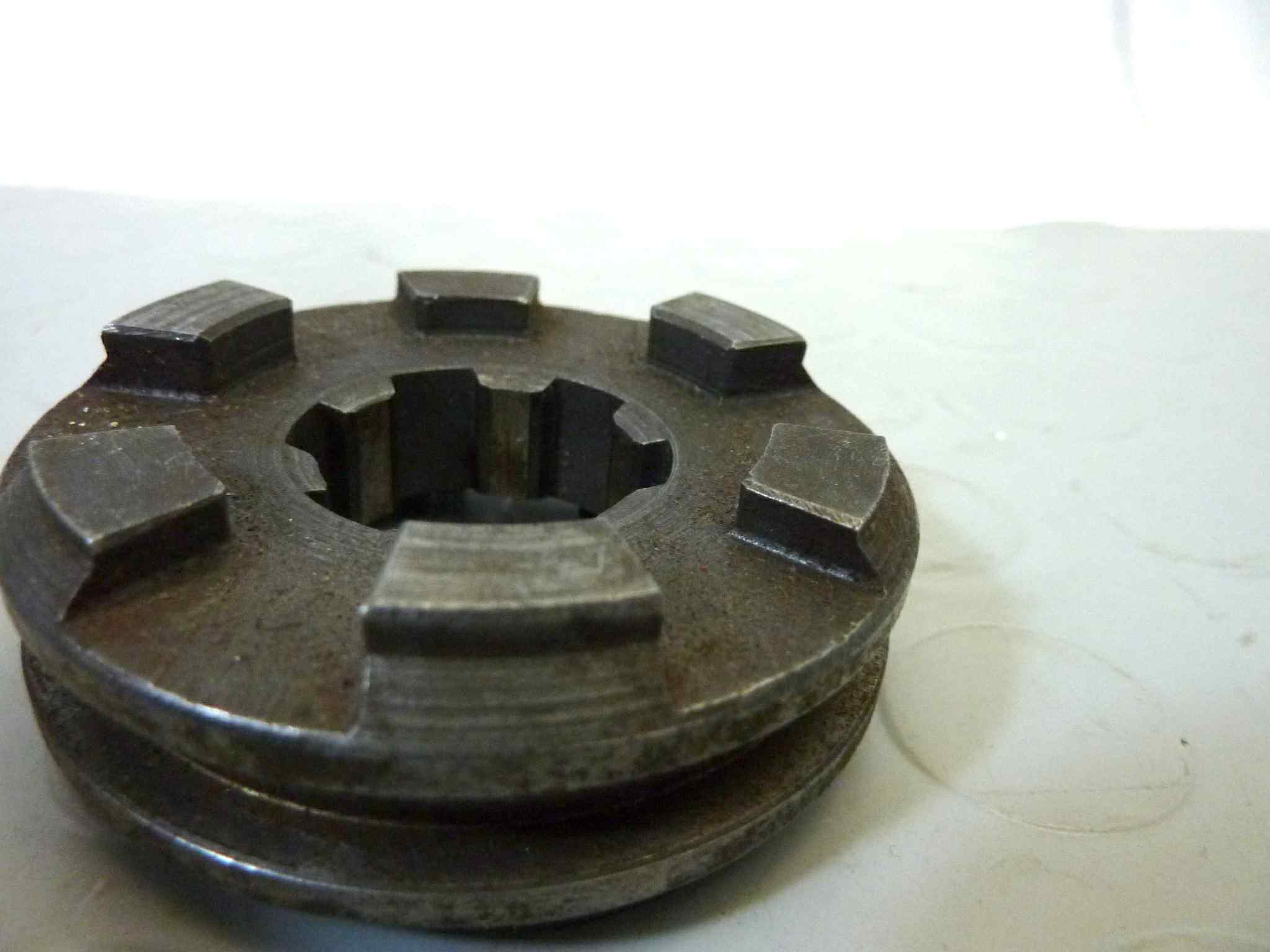 Ingranaggio scorrevole terza quarta marcia Guzzi MG Moto Guzzi 1000 Cali. 3 1.Serie (948 ccm, 1987 - 1987)
MG Moto Guzzi 1000 Cali. 3 2.Serie (948 ccm, 1988)
MG Moto Guzzi 1000 Cali. 3 2.Serie (948 ccm, 1989)
MG Moto Guzzi 1000 Cali. 3 2.Serie (948 ccm, 1990)
MG Moto Guzzi 1000 Cali. 3 C (948 ccm, 1990 - 1990)
MG Moto Guzzi 1000 Cali. 3 Caren. Inj. (948 ccm, 1990)
MG Moto Guzzi 1000 Cali. 3 Caren. Inj. (948 ccm, 1991)
MG Moto Guzzi 1000 Cali. 3 Caren. Inj. (948 ccm, 1992)
MG Moto Guzzi 1000 Cali. 3 I.E. (948 ccm, 1990)
MG Moto Guzzi 1000 Cali. 3 I.E. (948 ccm, 1991)
MG Moto Guzzi 1000 Cali. 3 I.E. (948 ccm, 1992)
MG Moto Guzzi 1000 Daytona (992 ccm, 1992)
MG Moto Guzzi 1000 Daytona (992 ccm, 1993)
MG Moto Guzzi 1000 Daytona (992 ccm, 1994)
MG Moto Guzzi 1000 Daytona (992 ccm, 1995)
MG Moto Guzzi 1000 Daytona (992 ccm, 1996)
MG Moto Guzzi 1000 Daytona RS (1000 ccm, 1997)
MG Moto Guzzi 1000 Daytona RS (1000 ccm, 1998)
MG Moto Guzzi 1000 Daytona RS (1000 ccm, 1999)
MG Moto Guzzi 1000 Daytona RS (1000 ccm, 2000)
MG Moto Guzzi 1000 G 5 (948 ccm, 1978)
MG Moto Guzzi 1000 G 5 (948 ccm, 1979)
MG Moto Guzzi 1000 G 5 (948 ccm, 1980)
MG Moto Guzzi 1000 G 5 (948 ccm, 1981)
MG Moto Guzzi 1000 G 5 (948 ccm, 1982)
MG Moto Guzzi 1000 G 5 (948 ccm, 1983)
MG Moto Guzzi 1000 G 5 (948 ccm, 1984)
MG Moto Guzzi 1000 G 5 (948 ccm, 1985)
MG Moto Guzzi 1000 LM (1000 ccm, 1990)
MG Moto Guzzi 1000 LM (1000 ccm, 1991)
MG Moto Guzzi 1000 LM (1000 ccm, 1992)
MG Moto Guzzi 1000 LM (1000 ccm, 1993)
MG Moto Guzzi 1000 LM (1000 ccm, 1994)
MG Moto Guzzi 1000 LM 4 (948 ccm, 1985)
MG Moto Guzzi 1000 LM 4 (948 ccm, 1986)
MG Moto Guzzi 1000 LM 4 (948 ccm, 1987)
MG Moto Guzzi 1000 LM 5 (948 ccm, 1988)
MG Moto Guzzi 1000 LM 5 (948 ccm, 1989)
MG Moto Guzzi 1000 LM 5 (948 ccm, 1990)
MG Moto Guzzi 1000 LM 5 (948 ccm, 1991)
MG Moto Guzzi 1000 LM 5 (948 ccm, 1992)
MG Moto Guzzi 1000 Mille GT 1.Serie (948 ccm, 1987)
MG Moto Guzzi 1000 Mille GT 1.Serie (948 ccm, 1988)
MG Moto Guzzi 1000 Mille GT 1.Serie (948 ccm, 1989)
MG Moto Guzzi 1000 Mille GT 1.Serie (948 ccm, 1990)
MG Moto Guzzi 1000 Mille GT 2.Serie (948 ccm, 1991)
MG Moto Guzzi 1000 Mille GT 2.Serie (948 ccm, 1992)
MG Moto Guzzi 1000 Mille GT 2.Serie (948 ccm, 1993)
MG Moto Guzzi 1000 Mille GT 2.Serie (948 ccm, 1994)
MG Moto Guzzi 1000 Quota (948 ccm, 1992)
MG Moto Guzzi 1000 Quota (948 ccm, 1993)
MG Moto Guzzi 1000 Quota (948 ccm, 1994)
MG Moto Guzzi 1000 Quota (948 ccm, 1995)
MG Moto Guzzi 1000 Quota (948 ccm, 1996)
MG Moto Guzzi 1000 Quota (948 ccm, 1997)
MG Moto Guzzi 1000 S 1.Serie (948 ccm, 1990)
MG Moto Guzzi 1000 S 1.Serie (948 ccm, 1991)
MG Moto Guzzi 1000 S 1.Serie (948 ccm, 1992)
MG Moto Guzzi 1000 S 2.Serie (948 ccm, 1993 - 1993)
MG Moto Guzzi 1000 SP 1 (948 ccm, 1978)
MG Moto Guzzi 1000 SP 1 (948 ccm, 1979)
MG Moto Guzzi 1000 SP 1 (948 ccm, 1980)
MG Moto Guzzi 1000 SP 1 (948 ccm, 1981)
MG Moto Guzzi 1000 SP 1 (948 ccm, 1982)
MG Moto Guzzi 1000 SP 1 (948 ccm, 1983)
MG Moto Guzzi 1000 SP 2 (948 ccm, 1984)
MG Moto Guzzi 1000 SP 2 (948 ccm, 1985)
MG Moto Guzzi 1000 SP 2 (948 ccm, 1986)
MG Moto Guzzi 1000 SP 2 (948 ccm, 1987)
MG Moto Guzzi 1000 SP 3 (948 ccm, 1988)
MG Moto Guzzi 1000 SP 3 (948 ccm, 1989)
MG Moto Guzzi 1000 SP 3 (948 ccm, 1990)
MG Moto Guzzi 1000 SP 3 (948 ccm, 1991)
MG Moto Guzzi 1000 SP 3 (948 ccm, 1992)
MG Moto Guzzi 1000 SP 3 (948 ccm, 1993)
MG Moto Guzzi 1000 SP 3 (948 ccm, 1994)
MG Moto Guzzi 1000 SP 3 (948 ccm, 1995)
MG Moto Guzzi 1000 SP 3 (948 ccm, 1996)
MG Moto Guzzi 1000 V10 Centauro (992 ccm, 1996)
MG Moto Guzzi 1000 V10 Centauro (992 ccm, 1997)
MG Moto Guzzi 1000 V10 Centauro (992 ccm, 1998)
MG Moto Guzzi 1000 V10 Centauro (992 ccm, 1999)
MG Moto Guzzi 1000 V10 Centauro (992 ccm, 2000)
MG Moto Guzzi 1100 Cali. 75 limited edition (1100 ccm, 1997)
MG Moto Guzzi 1100 Cali. 75 limited edition (1100 ccm, 1998)
MG Moto Guzzi 1100 Cali. Aluminium (1064 ccm, 2003)
MG Moto Guzzi 1100 Cali. Aluminium (1064 ccm, 2004)
MG Moto Guzzi 1100 Cali. Anniversario (1064 ccm, 1997 - 1997)
MG Moto Guzzi 1100 Cali. EV (1064 ccm, 1997)
MG Moto Guzzi 1100 Cali. EV (1064 ccm, 1998)
MG Moto Guzzi 1100 Cali. EV (1064 ccm, 1999)
MG Moto Guzzi 1100 Cali. EV (1064 ccm, 2000)
MG Moto Guzzi 1100 Cali. EV PI (1100 ccm, 2003)
MG Moto Guzzi 1100 Cali. EV PI (1100 ccm, 2004)
MG Moto Guzzi 1100 Cali. EV PI (1100 ccm, 2005)
MG Moto Guzzi 1100 California Classic-Touring (1064 ccm, 2006)
MG Moto Guzzi 1100 California Classic-Touring (1064 ccm, 2007)
MG Moto Guzzi 1100 California Classic-Touring (1064 ccm, 2008)
MG Moto Guzzi 1100 California Classic-Touring (1064 ccm, 2009)
MG Moto Guzzi 1100 California Classic-Touring (1064 ccm, 2010)
MG Moto Guzzi 1100 California Classic-Touring (1064 ccm, 2011)
MG Moto Guzzi 1100 California EV ie Touring (1100 ccm, 2003)
MG Moto Guzzi 1100 California EV ie Touring (1100 ccm, 2004)
MG Moto Guzzi 1100 California EV ie Touring (1100 ccm, 2005)
MG Moto Guzzi 1100 California EV Touring/80° (1064 ccm, 2001)
MG Moto Guzzi 1100 California EV Touring/80° (1064 ccm, 2002)
MG Moto Guzzi 1100 California Stone Touring (1064 ccm, 2002)
MG Moto Guzzi 1100 California Stone Touring (1064 ccm, 2003)
MG Moto Guzzi 1100 California Stone Touring (1064 ccm, 2004)
MG Moto Guzzi 1100 California Stone Touring (1064 ccm, 2005)
MG Moto Guzzi 1100 Cali. i (1100 ccm, 1993)
MG Moto Guzzi 1100 Cali. i (1100 ccm, 1994)
MG Moto Guzzi 1100 Cali. i (1100 ccm, 1995)
MG Moto Guzzi 1100 Cali. i (1100 ccm, 1996)
MG Moto Guzzi 1100 Cali. i (1100 ccm, 1997)
MG Moto Guzzi 1100 Cali. i (1100 ccm, 1998)
MG Moto Guzzi 1100 Cali. Special (1064 ccm, 1999)
MG Moto Guzzi 1100 Cali. Special (1064 ccm, 2000)
MG Moto Guzzi 1100 Cali. Special (1064 ccm, 2001)
MG Moto Guzzi 1100 Cali. Special Sport (1100 ccm, 2001)
MG Moto Guzzi 1100 Cali. Special Sport (1100 ccm, 2002)
MG Moto Guzzi 1100 Cali. Stone (1064 ccm, 2001)
MG Moto Guzzi 1100 Cali. Stone (1064 ccm, 2002)
MG Moto Guzzi 1100 Cali. Stone/Metal (1064 ccm, 2003)
MG Moto Guzzi 1100 Cali. Stone/Metal (1064 ccm, 2004)
MG Moto Guzzi 1100 Cali. Stone/Metal (1064 ccm, 2005)
MG Moto Guzzi 1100 Cali. Titanium (1100 ccm, 2003)
MG Moto Guzzi 1100 Cali. Titanium (1100 ccm, 2004)
MG Moto Guzzi 1100 Cali. Vergaser (1064 ccm, 1994)
MG Moto Guzzi 1100 Cali. Vergaser (1064 ccm, 1995)
MG Moto Guzzi 1100 Cali. Vergaser (1064 ccm, 1996)
MG Moto Guzzi 1100 Cali. Vergaser (1064 ccm, 1997)
MG Moto Guzzi 1100 Cali. Vintage (1064 ccm, 2006)
MG Moto Guzzi 1100 Cali. Vintage (1064 ccm, 2007)
MG Moto Guzzi 1100 Cali. Vintage (1064 ccm, 2008)
MG Moto Guzzi 1100 Quota ES (1064 ccm, 1998)
MG Moto Guzzi 1100 Quota ES (1064 ccm, 1999)
MG Moto Guzzi 1100 Quota ES (1064 ccm, 2000)
MG Moto Guzzi 1100 Quota ES (1064 ccm, 2001)
MG Moto Guzzi 1100 Sport (1064 ccm, 1994)
MG Moto Guzzi 1100 Sport (1064 ccm, 1995)
MG Moto Guzzi 1100 Sport (1064 ccm, 1996)
MG Moto Guzzi 1100 Sport Corsa (1064 ccm, 1998)
MG Moto Guzzi 1100 Sport Corsa (1064 ccm, 1999)
MG Moto Guzzi 1100 Sport I.E. (1064 ccm, 1997)
MG Moto Guzzi 1100 Sport I.E. (1064 ccm, 1998)
MG Moto Guzzi 1100 Sport I.E. (1064 ccm, 1999)
MG Moto Guzzi 1100 Sport I.E. (1064 ccm, 2000)
MG Moto Guzzi 750 S 3 (748 ccm, 1975)
MG Moto Guzzi 750 S 3 (748 ccm, 1976)
MG Moto Guzzi 850 Le Mans I (844 ccm, 1976)
MG Moto Guzzi 850 Le Mans I (844 ccm, 1977)
MG Moto Guzzi 850 Le Mans I (844 ccm, 1978)
MG Moto Guzzi 850 Le Mans II (844 ccm, 1979)
MG Moto Guzzi 850 Le Mans II (844 ccm, 1980)
MG Moto Guzzi 850 Le Mans III (844 ccm, 1981)
MG Moto Guzzi 850 Le Mans III (844 ccm, 1982)
MG Moto Guzzi 850 Le Mans III (844 ccm, 1983)
MG Moto Guzzi 850 Le Mans III (844 ccm, 1984)
MG Moto Guzzi 850 Le Mans III (844 ccm, 1985)
MG Moto Guzzi 850 T3 (844 ccm, 1975)
MG Moto Guzzi 850 T3 (844 ccm, 1976)
MG Moto Guzzi 850 T3 (844 ccm, 1977)
MG Moto Guzzi 850 T3 (844 ccm, 1978)
MG Moto Guzzi 850 T3 (844 ccm, 1979)
MG Moto Guzzi 850 T3 (844 ccm, 1980)
MG Moto Guzzi 850 T3 (844 ccm, 1981)
MG Moto Guzzi 850 T3 (844 ccm, 1982)
MG Moto Guzzi 850 T3 CALIFORNIA (844 ccm, 1975)
MG Moto Guzzi 850 T3 CALIFORNIA (844 ccm, 1976)
MG Moto Guzzi 850 T3 CALIFORNIA (844 ccm, 1977)
MG Moto Guzzi 850 T3 CALIFORNIA (844 ccm, 1978)
MG Moto Guzzi 850 T3 CALIFORNIA (844 ccm, 1979)
MG Moto Guzzi 850 T3 CALIFORNIA (844 ccm, 1980)
MG Moto Guzzi 850 T3 CALIFORNIA (844 ccm, 1981)
MG Moto Guzzi 850 T3 CALIFORNIA (844 ccm, 1982)
MG Moto Guzzi 850 T3 CALIFORNIA (844 ccm, 1983)
MG Moto Guzzi 850 T4 (844 ccm, 1980)
MG Moto Guzzi 850 T4 (844 ccm, 1981)
MG Moto Guzzi 850 T4 (844 ccm, 1982)
MG Moto Guzzi 850 T 5 1. Serie (844 ccm, 1983)
MG Moto Guzzi 850 T 5 1. Serie (844 ccm, 1984)
MG Moto Guzzi 850 T 5 Polizia (844 ccm, 1983)
MG Moto Guzzi 850 T 5 Polizia (844 ccm, 1984)
MG Moto Guzzi 850 T 5 Polizia (844 ccm, 1985)
MG Moto Guzzi 850 T 5 Polizia (844 ccm, 1986)
MG Moto Guzzi 850 T 5 Polizia (844 ccm, 1987)
MG Moto Guzzi 850 T 5 Polizia (844 ccm, 1988)
MG Moto Guzzi 850 T 5 Polizia (844 ccm, 1989)
MG Moto Guzzi 850 T 5 Rundsch. (844 ccm, 1985)
MG Moto Guzzi 850 T 5 Rundsch. (844 ccm, 1986)
MG Moto Guzzi 850 T 5 Rundsch. (844 ccm, 1987)
MG Moto Guzzi 850 T 5 Rundsch. (844 ccm, 1988)
MG Moto Guzzi CALIFORNIA II (948 ccm, 1982)
MG Moto Guzzi CALIFORNIA II (948 ccm, 1983)
MG Moto Guzzi CALIFORNIA II (948 ccm, 1984)
MG Moto Guzzi CALIFORNIA II (948 ccm, 1985)
MG Moto Guzzi CALIFORNIA II (948 ccm, 1986)
MG Moto Guzzi CALIFORNIA II (948 ccm, 1987)
MG Moto Guzzi California Jackal (1064 ccm, 1999)
MG Moto Guzzi California Jackal (1064 ccm, 2000)
MG Moto Guzzi California Jackal (1064 ccm, 2001) cod 14231012 - immagine 6