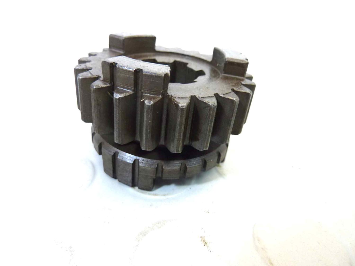 Ingranaggio quarta marcia Guzzi V35 V50 22 denti cod 19211800 cambio NUOVO fondo di magazzino, LEGGI DESCRIZIONE - immagine 2