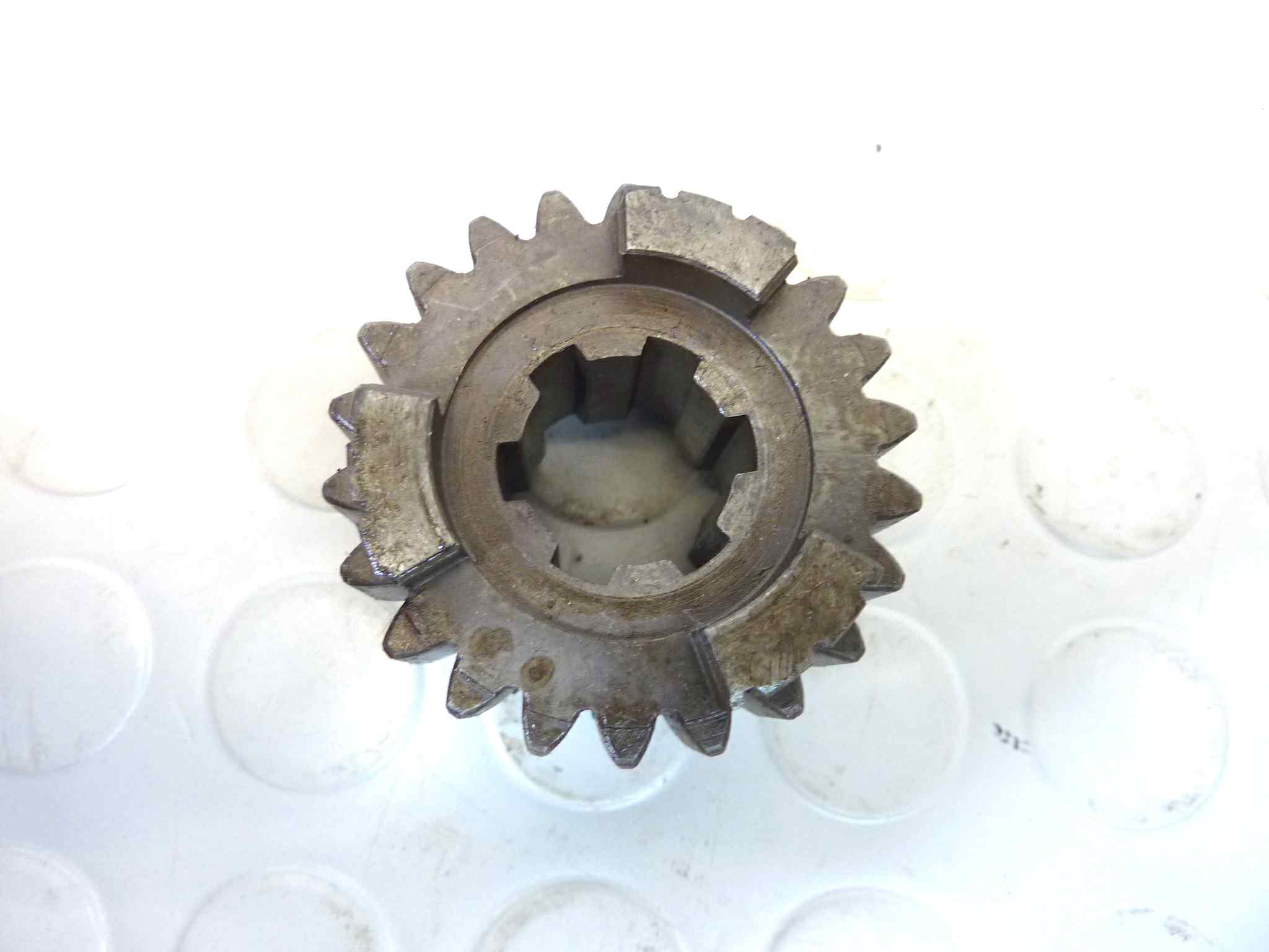 Ingranaggio quarta marcia Guzzi V35 V50 22 denti cod 19211800 cambio NUOVO fondo di magazzino, LEGGI DESCRIZIONE - immagine 4