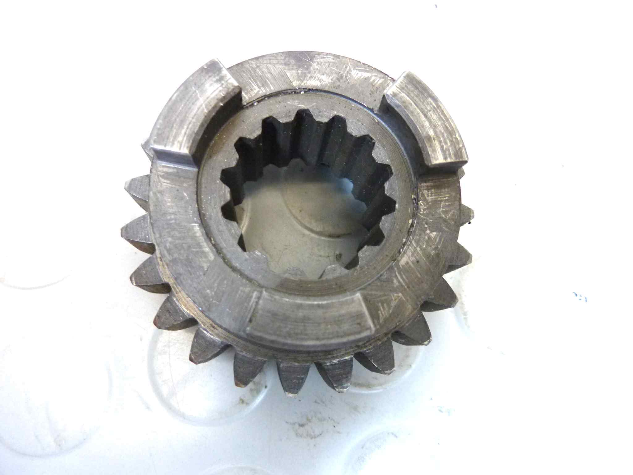 Ingranaggio terza marcia Guzzi 65GT XPA Nevada NTX SP750 Strada Targa V65 Florida V75 PA V35 V50 PA cambio NUOVO fondo di magazzino, LEGGI DESCRIZIONE - immagine 5