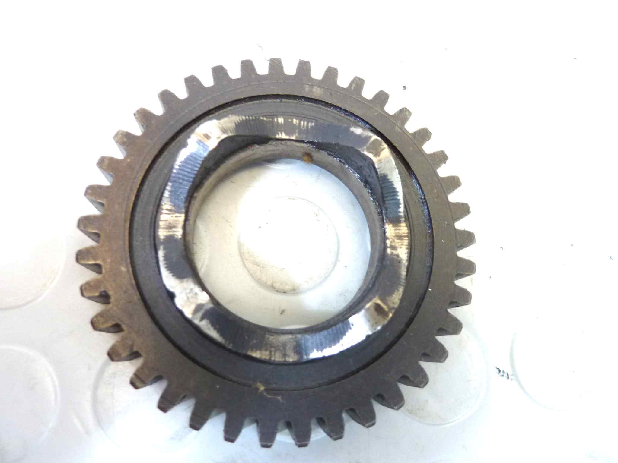 Ingranaggio frizione Gilera Nettuno 250 38 denti - immagine 3