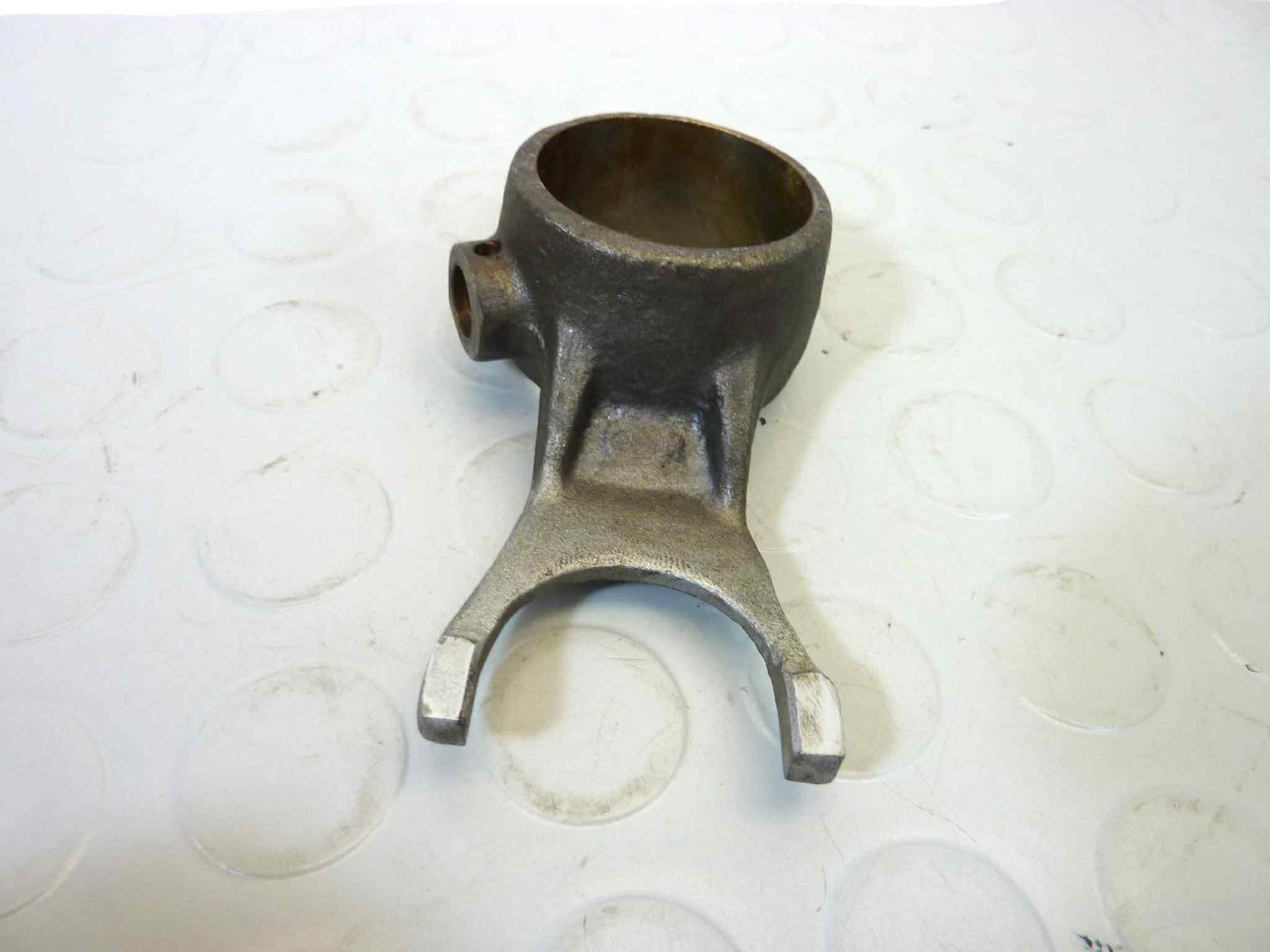 Forchetta selettore cambio Guzzi 65GT XPA Nevada NTX SP750 Strada Targa V65 Florida V75 PA V35 V50 cod 19231020 NUOVO fondo di magazzino, LEGGI DESCRIZIONE - immagine 2