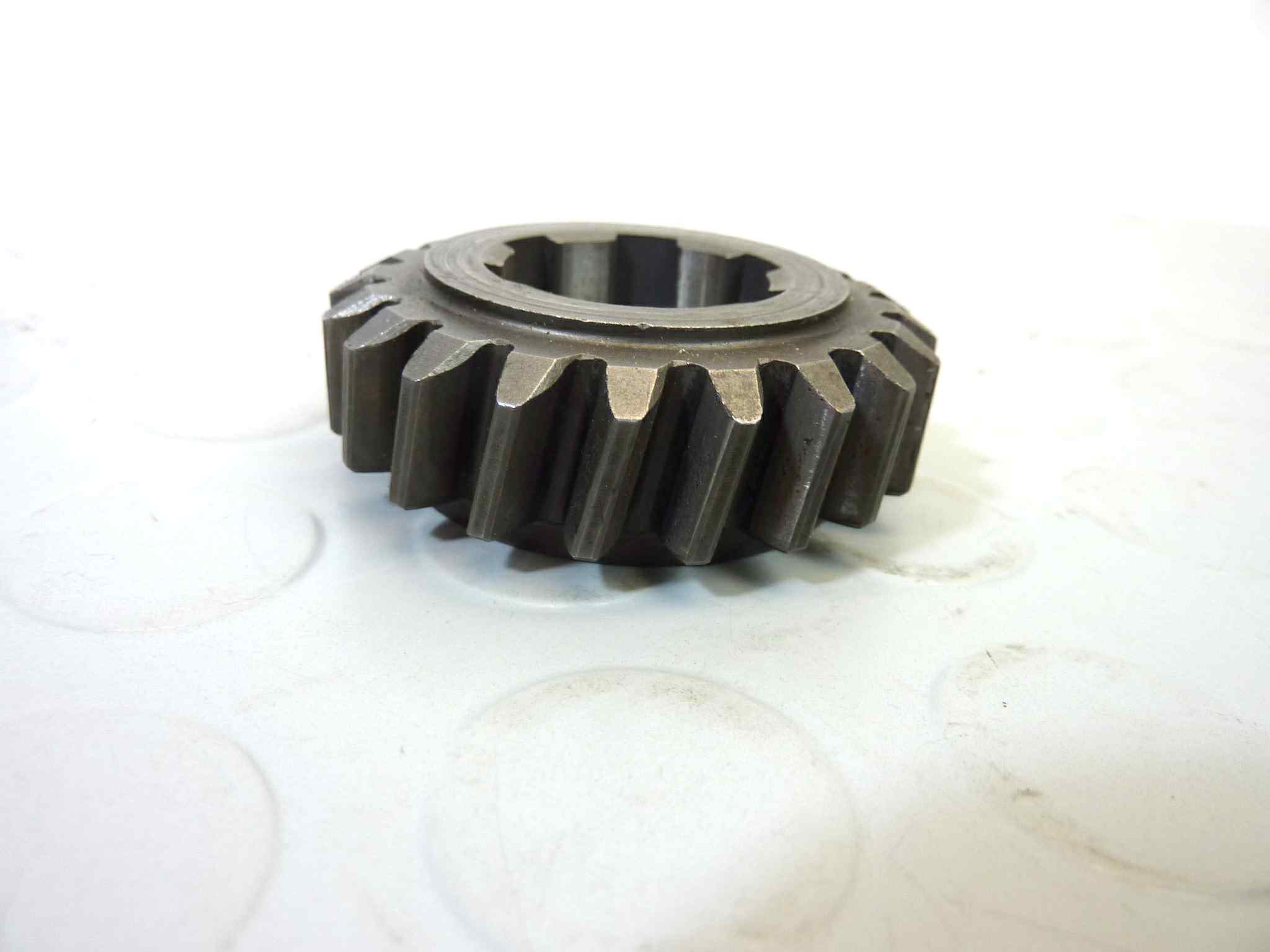 Ingranaggio quinta marcia 21 denti Guzzi California 1000 1100 Quota SP Le Mans V10 T3 T4 T5 850 cod 14215213 cambio NUOVO fondo di magazzino, LEGGI DESCRIZIONE - immagine 2