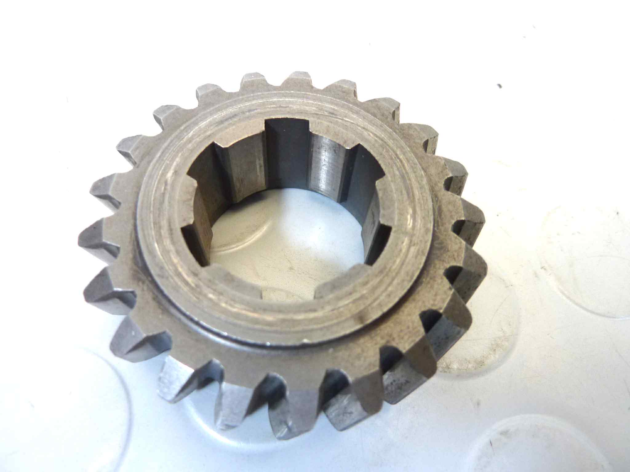 Ingranaggio quinta marcia 21 denti Guzzi California 1000 1100 Quota SP Le Mans V10 T3 T4 T5 850 cod 14215213 cambio NUOVO fondo di magazzino, LEGGI DESCRIZIONE - immagine 3