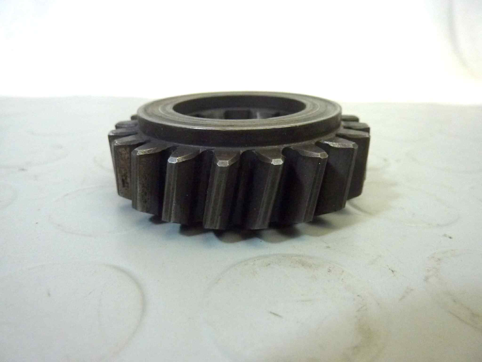 Ingranaggio quinta marcia 21 denti Guzzi California 1000 1100 Quota SP Le Mans V10 T3 T4 T5 850 cod 14215213 cambio NUOVO fondo di magazzino, LEGGI DESCRIZIONE - immagine 4