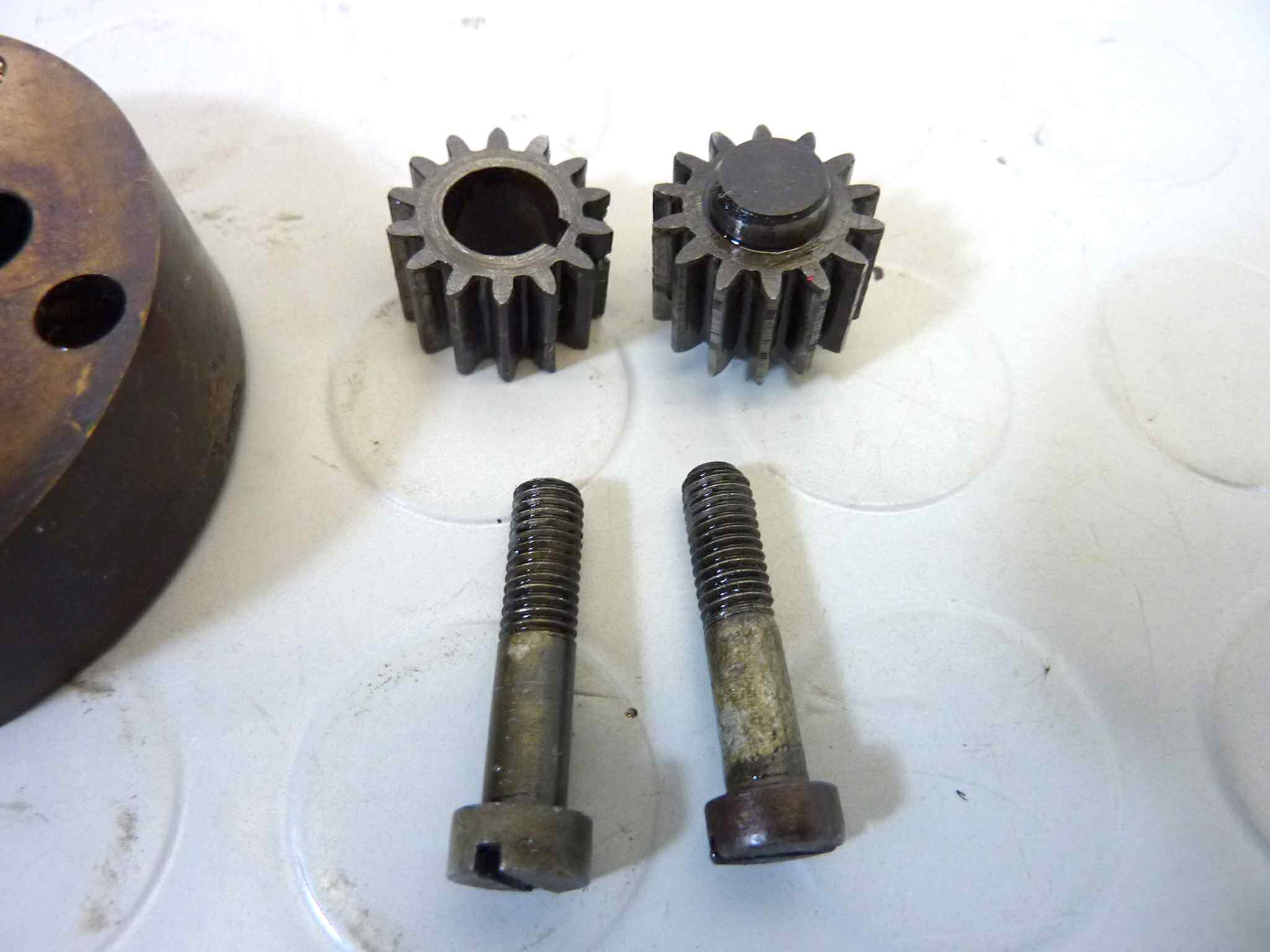 Pompa olio Moto Guzzi Galletto 160 come da foto - immagine 6