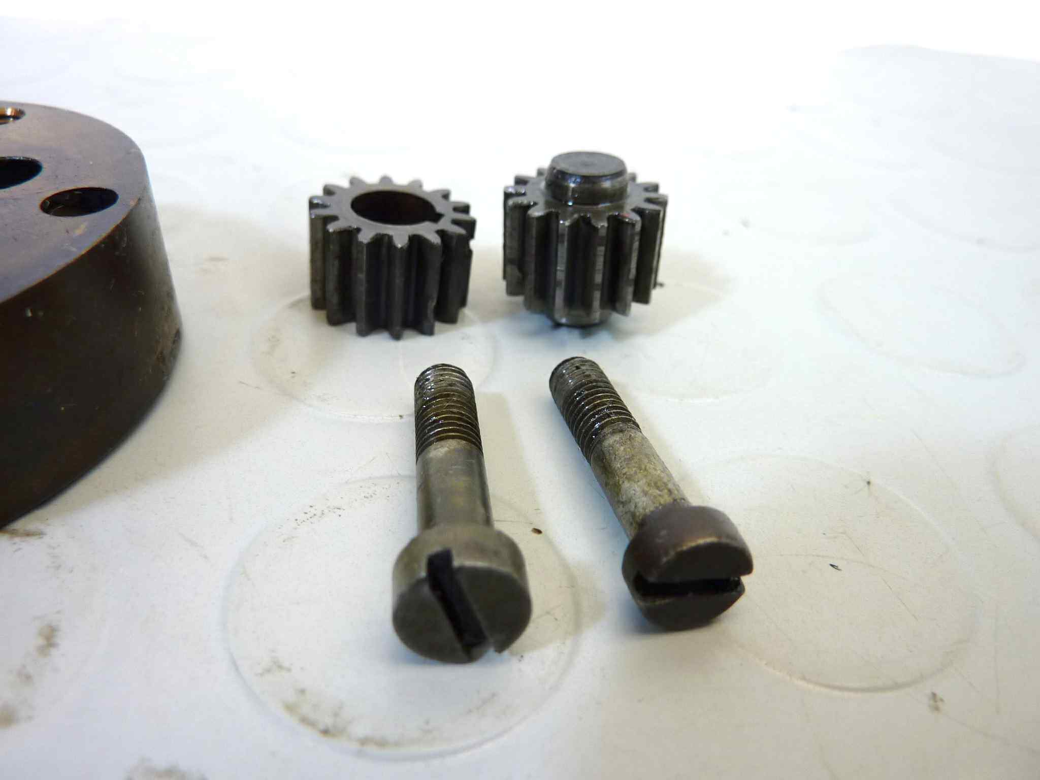 Pompa olio Moto Guzzi Galletto 160 come da foto - immagine 7