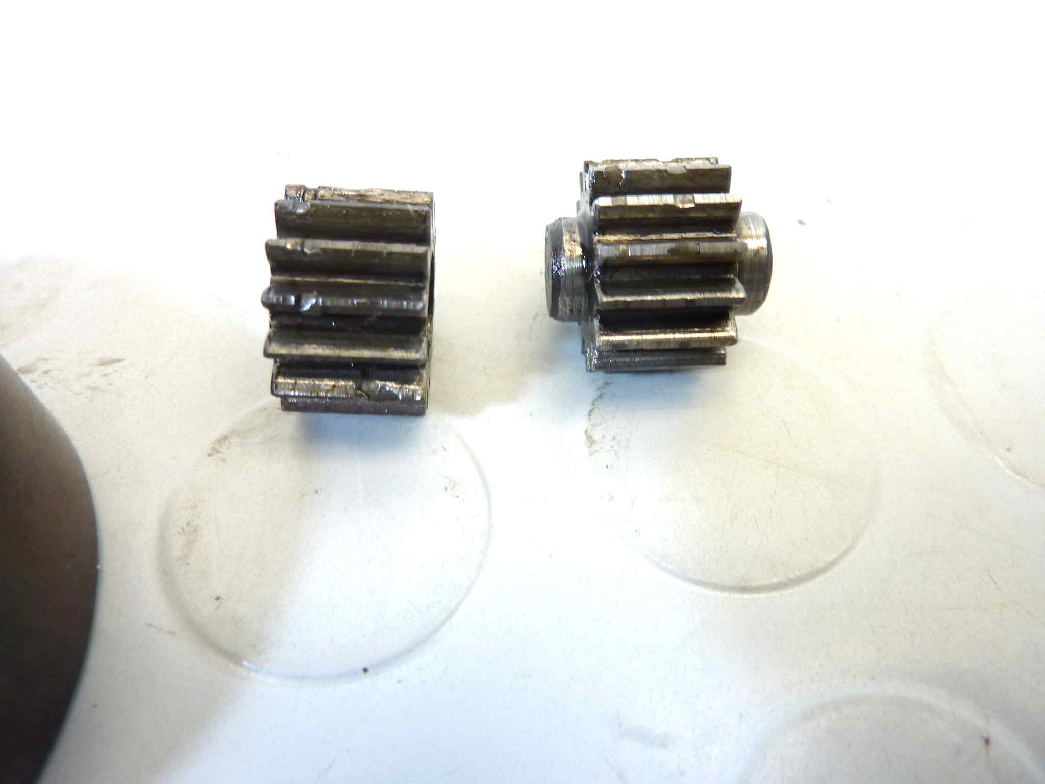 Pompa olio Moto Guzzi Galletto 160 come da foto - immagine 11