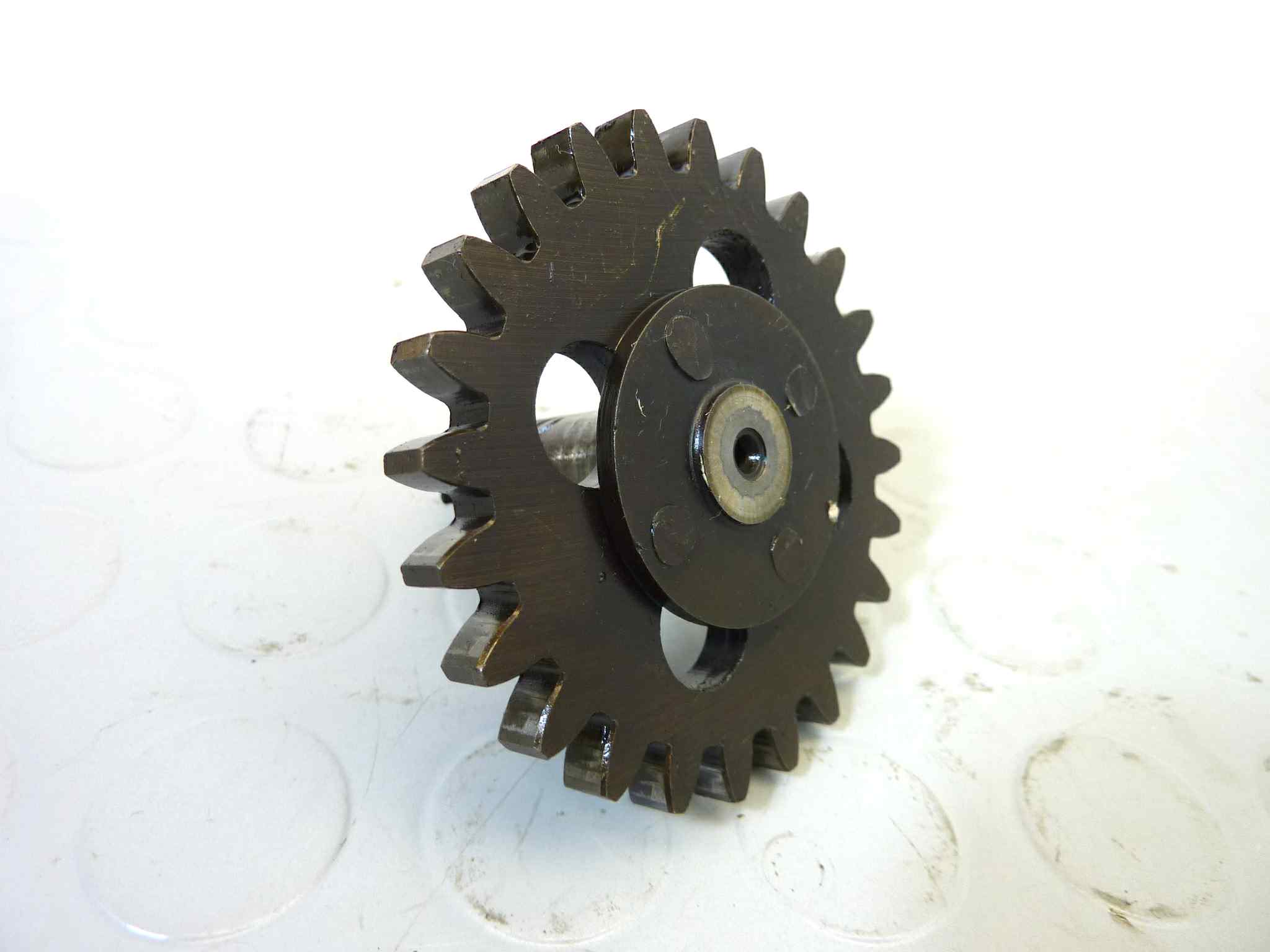 Ingranaggio Pompa Olio Per Moto Guzzi Galletto 192 cc - immagine 3