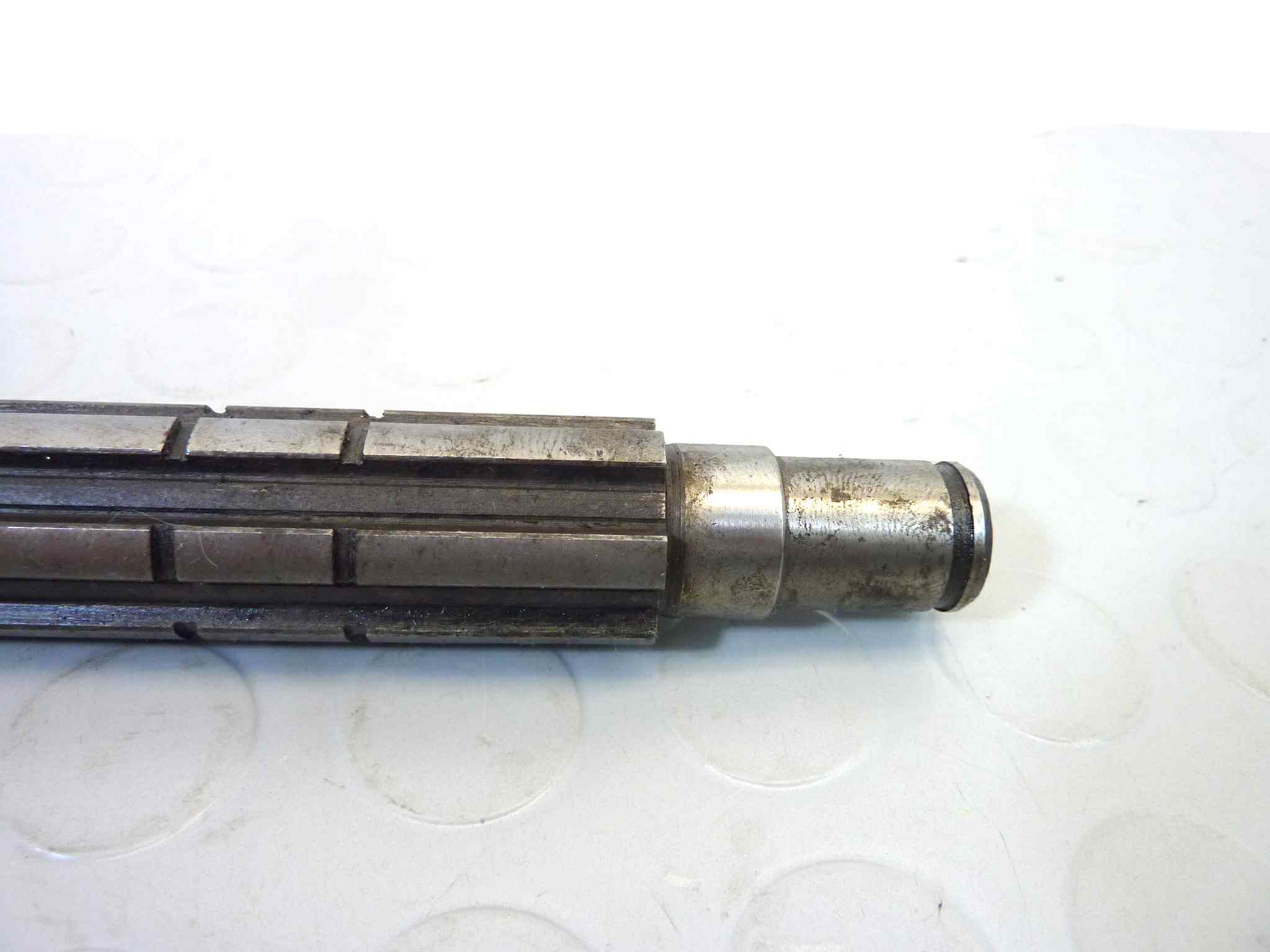 Albero secondario Guzzi V35 V50 prima seria cod 19213600 NUOVO fondo di magazzino, LEGGI DESCRIZIONE - immagine 6