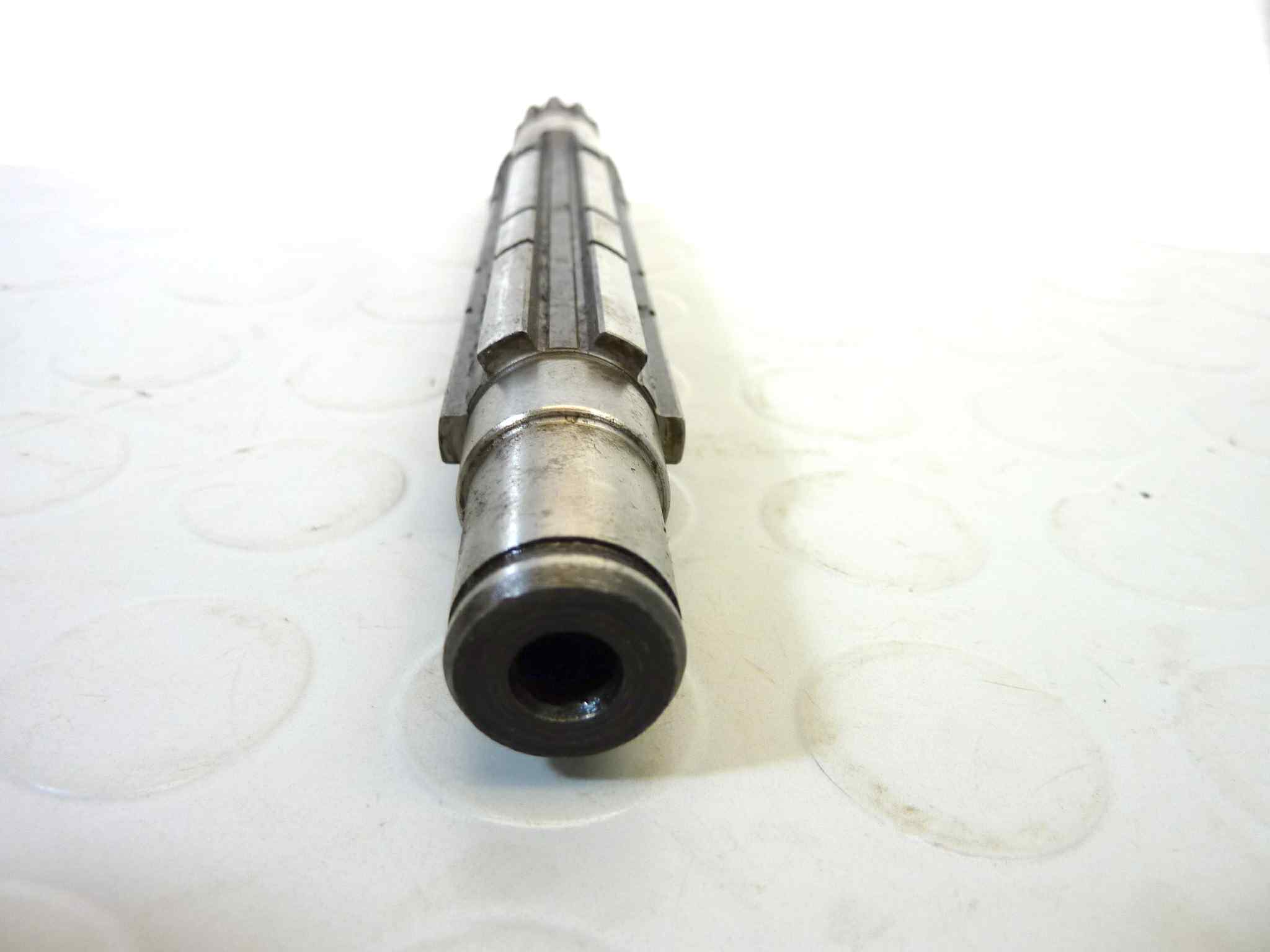 Albero secondario Guzzi V35 V50 prima seria cod 19213600 NUOVO fondo di magazzino, LEGGI DESCRIZIONE - immagine 9