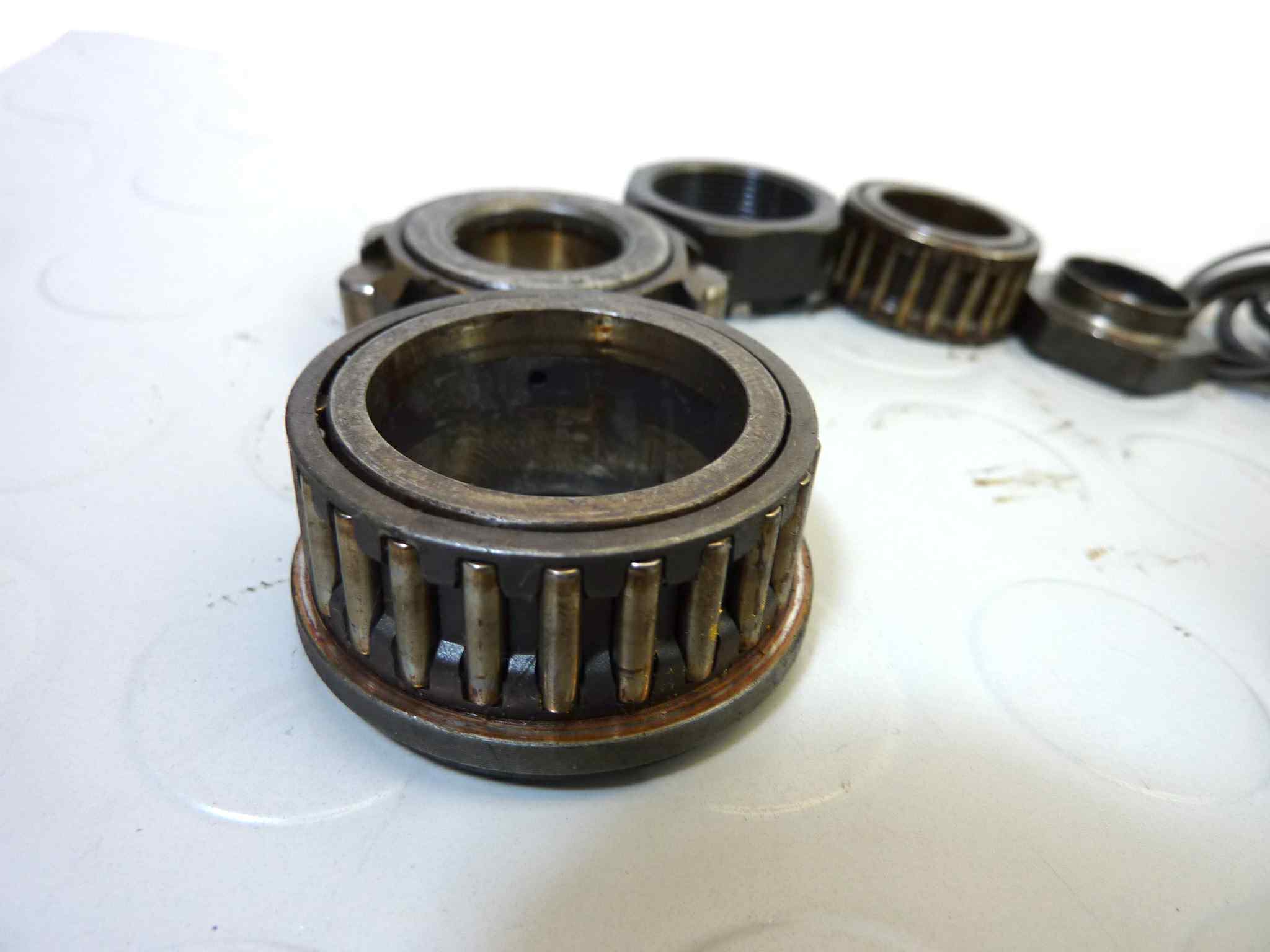 Cuscinetti albero cambio Moto Guzzi California 1100 come da foto - immagine 2