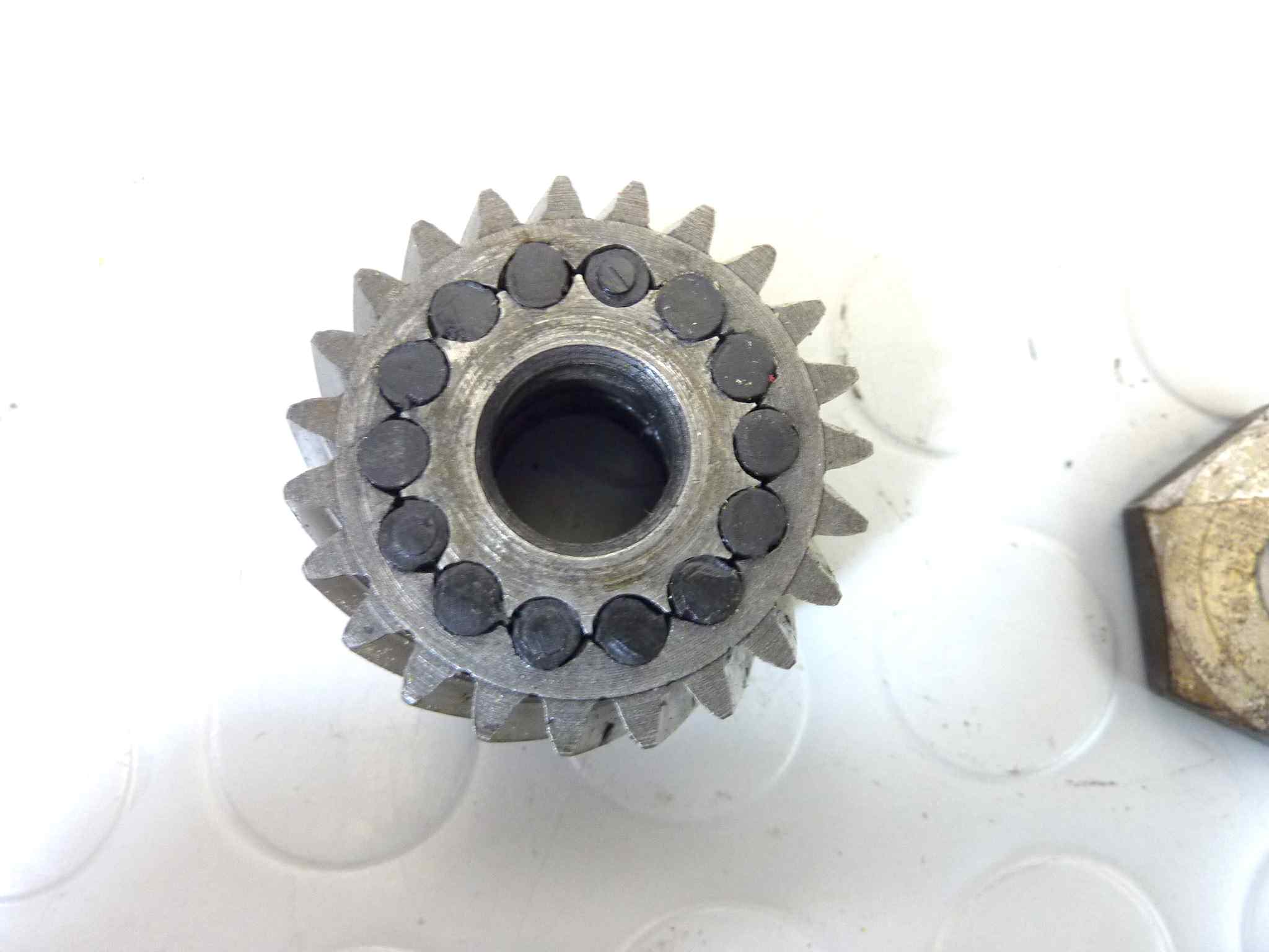Ingranaggio albero motore Guzzi Cardellino 83 pignone elastico NUOVO fondo di magazzino, LEGGI DESCRIZIONE - immagine 8