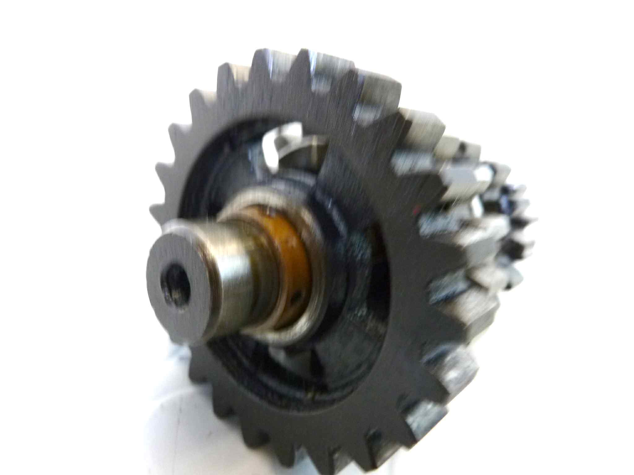Albero secondario Guzzi Galletto 192 con ingranaggio libero prima e terza marcia - immagine 5