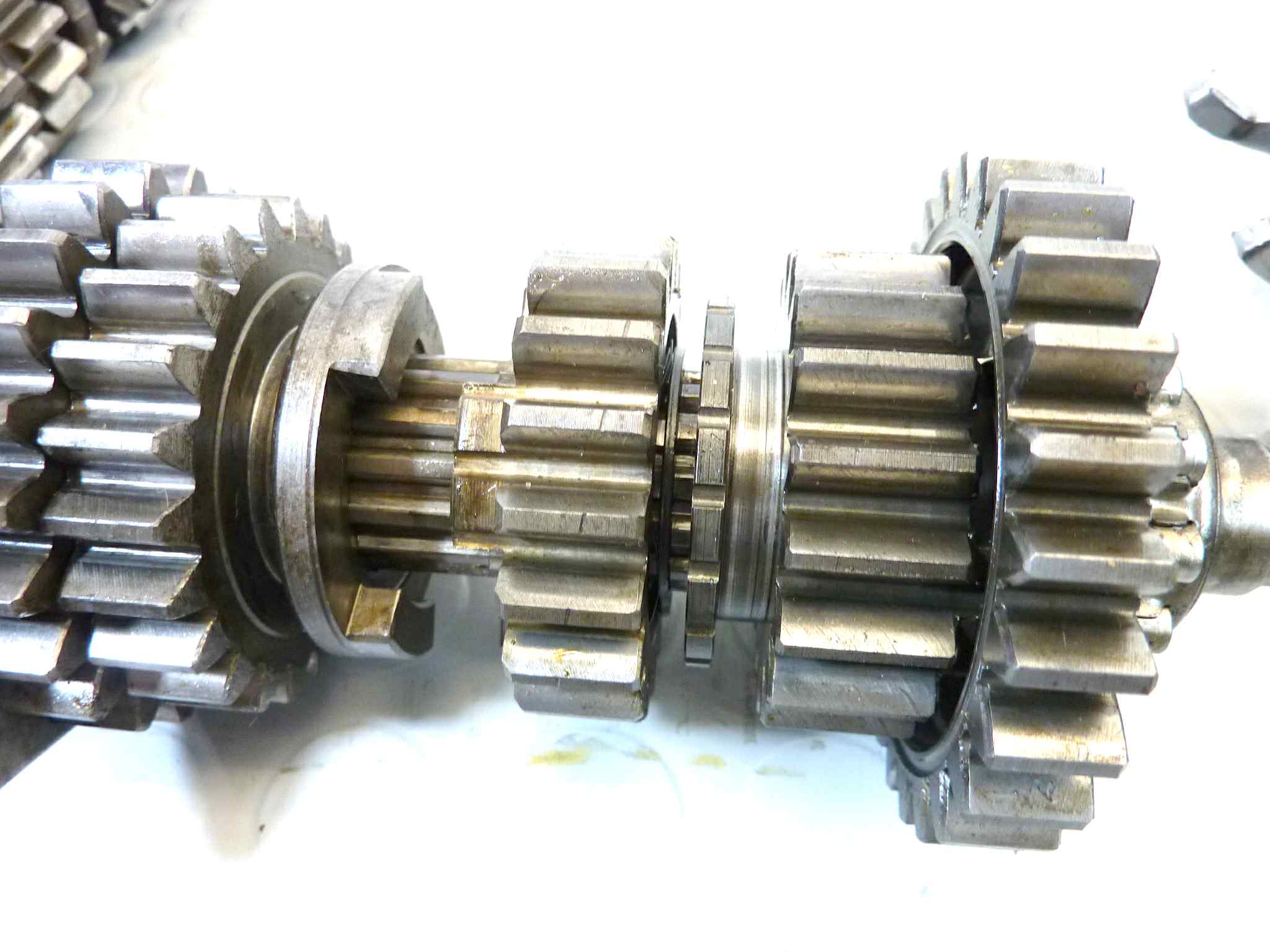 Cambio completo Guzzi V65 Florida con ingranaggio quarta marcia da sostituire - immagine 9