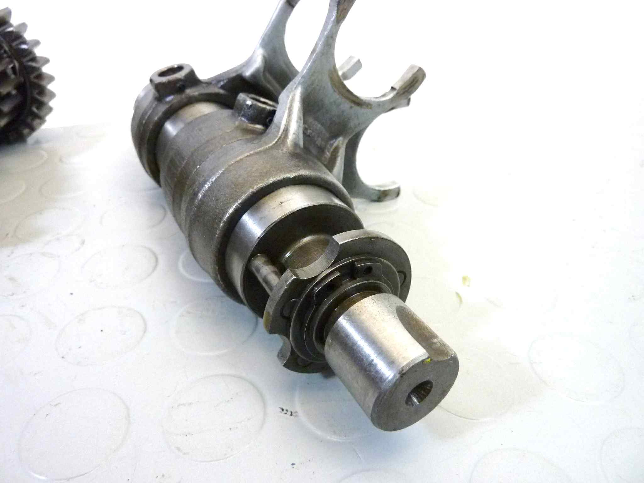 Cambio completo Guzzi V65 Florida con ingranaggio quarta marcia da sostituire - immagine 13