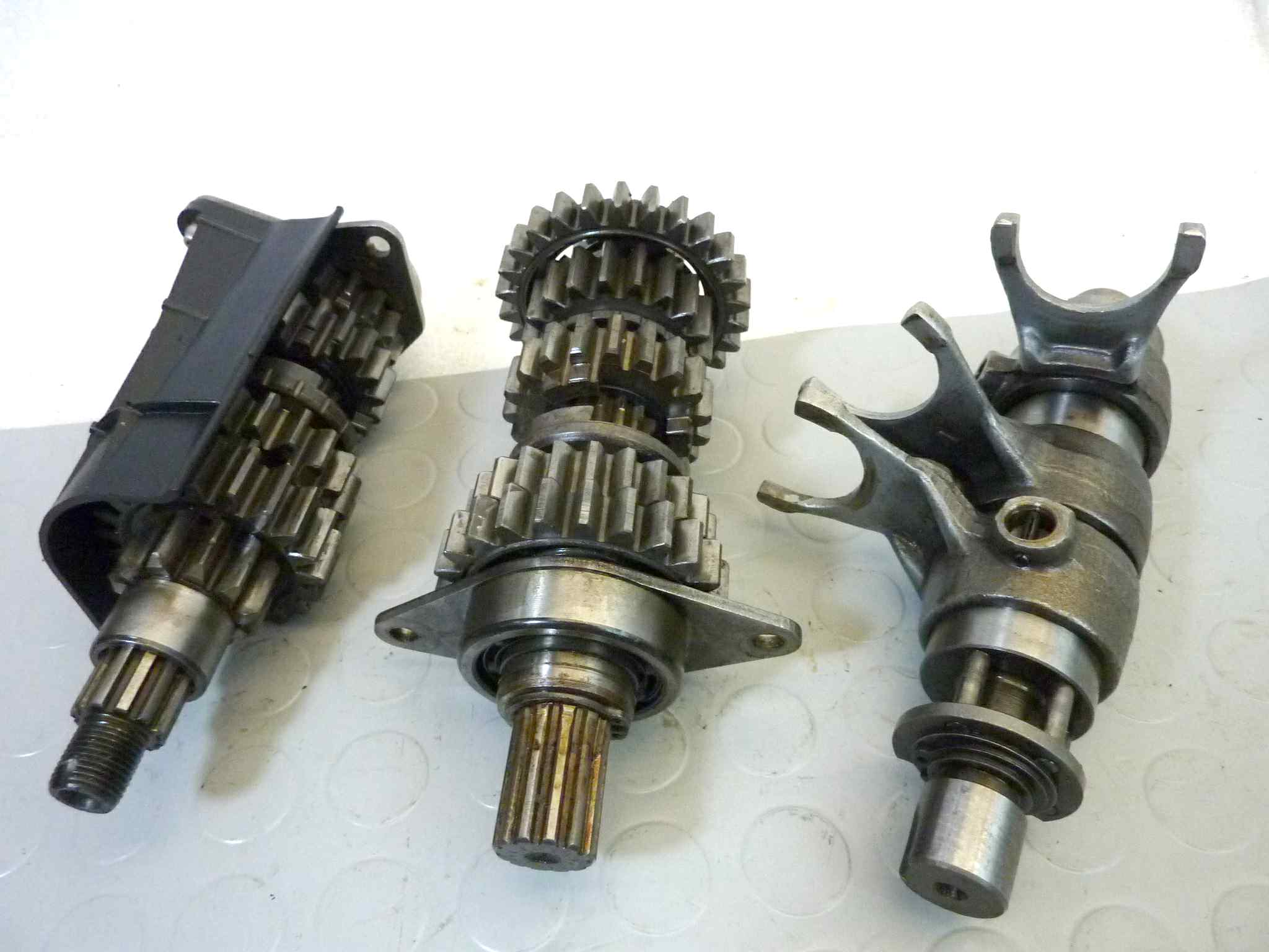 Cambio completo Guzzi V65 Florida con ingranaggio quarta marcia da sostituire - immagine 15