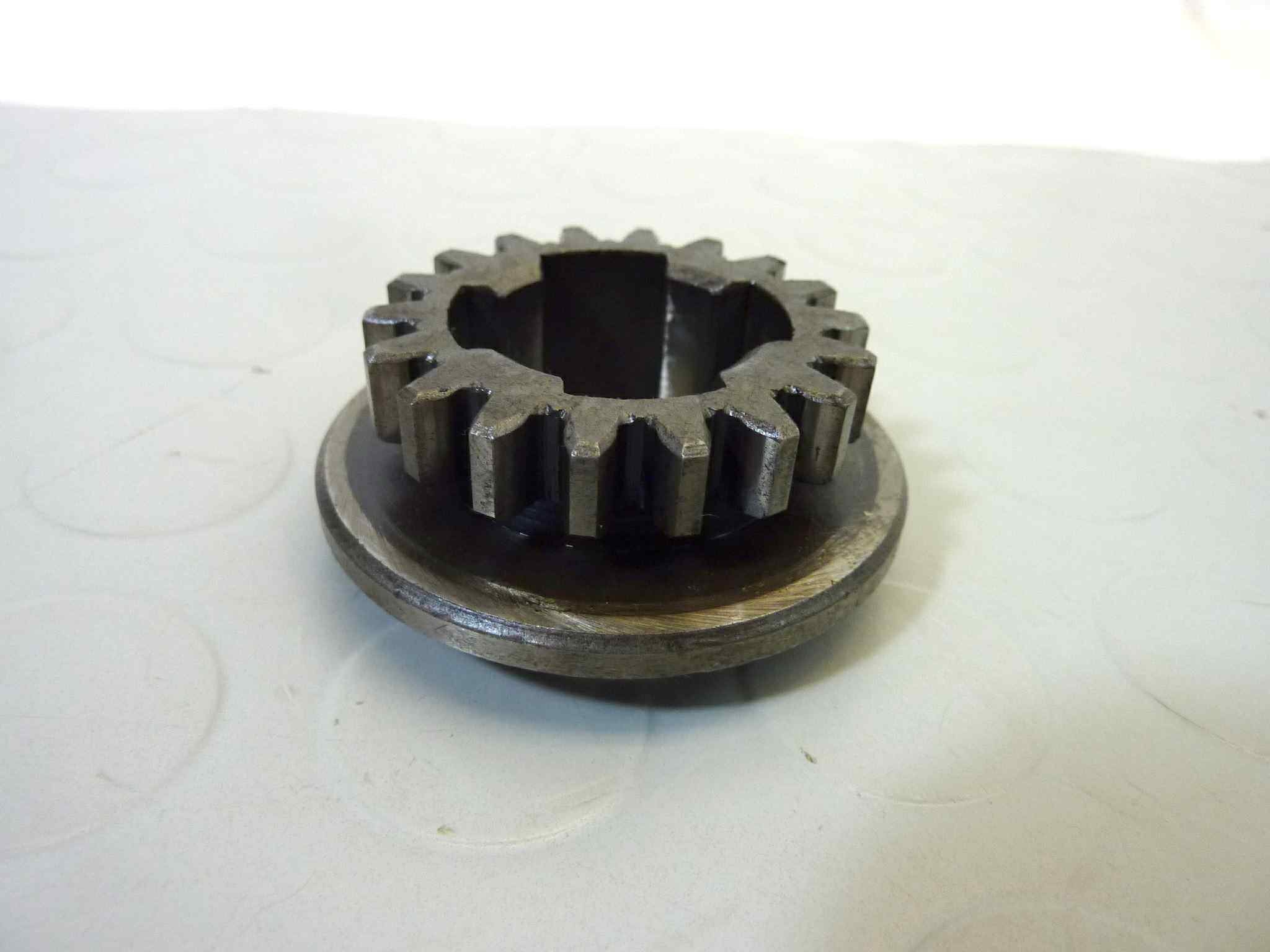 Ingranaggio scorrevole albero secondario Moto Guzzi Zigolo - immagine 4