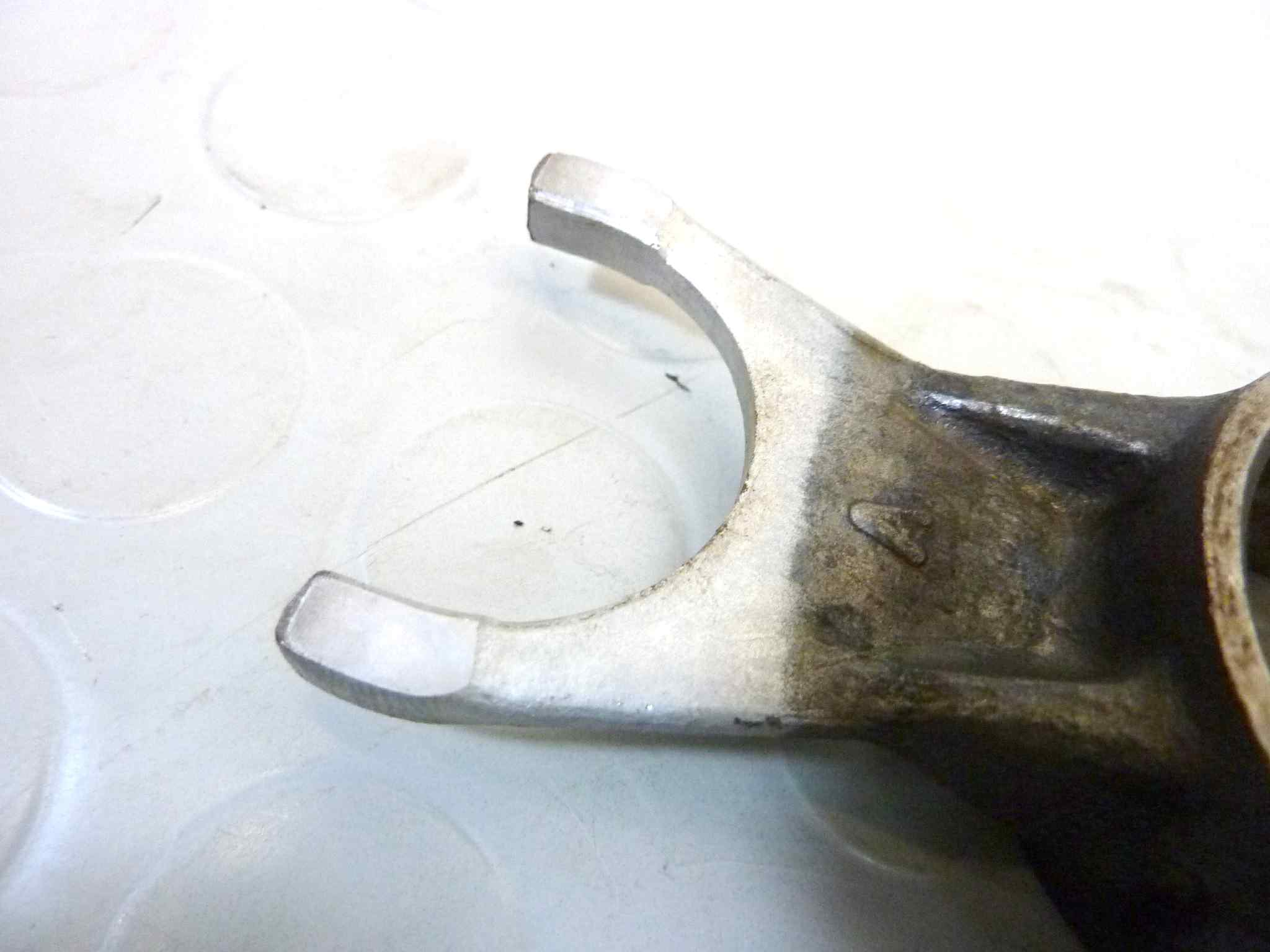 Forchetta selettore cambio Guzzi 65GT XPA Nevada NTX SP750 Strada Targa V65 Florida V75 PA V35 V50 cod 19231220 NUOVO fondo di magazzino, LEGGI DESCRIZIONE - immagine 6