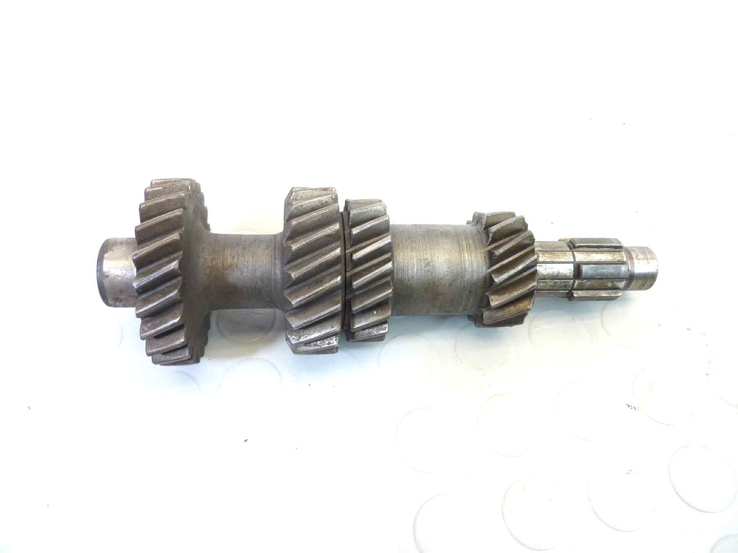 Albero primario cambio Guzzi V10 Centauro California 1000 Daytona Sport 1000 1100 T3 T4 T5 850 Le Mans NUOVO fondo di magazzino, LEGGI DESCRIZIONE - immagine 2
