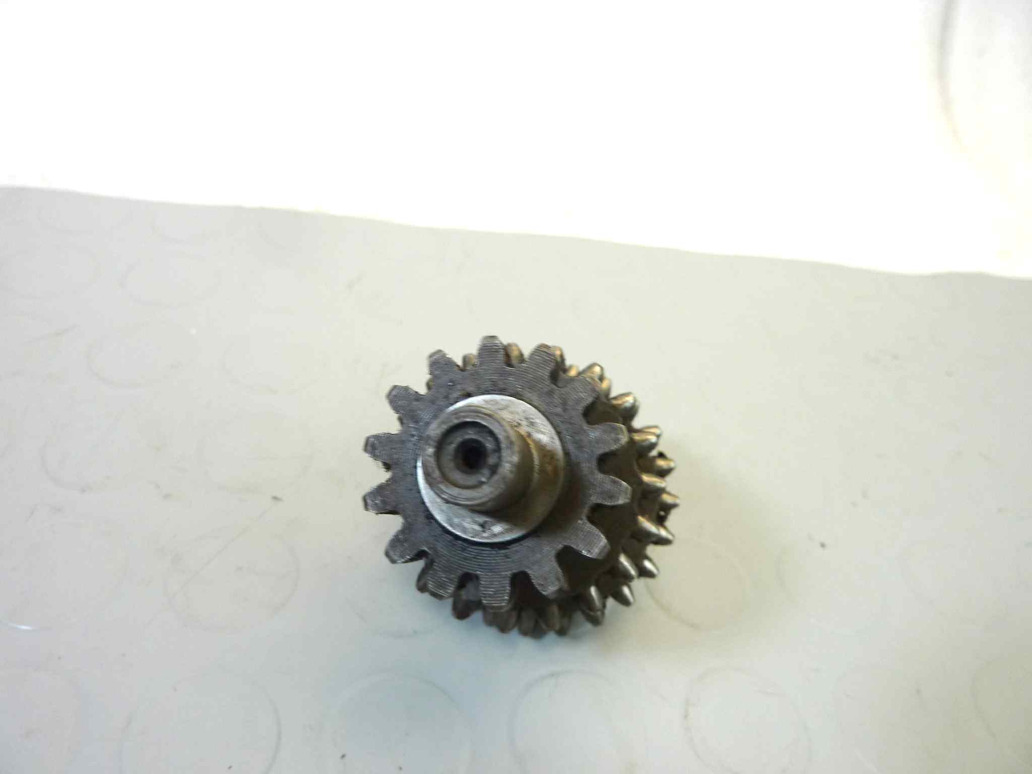Ingranaggio triplo Moto Guzzi Guzzino 65 cod 36062 - immagine 5