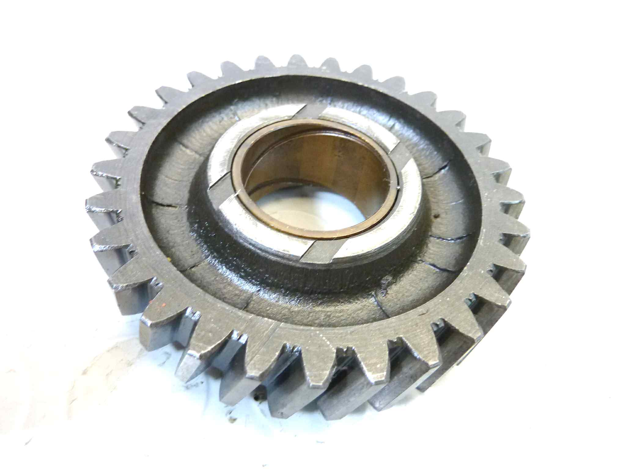 Ingranaggio prima marcia Moto Guzzi V7 700 cod 12214002 - immagine 7
