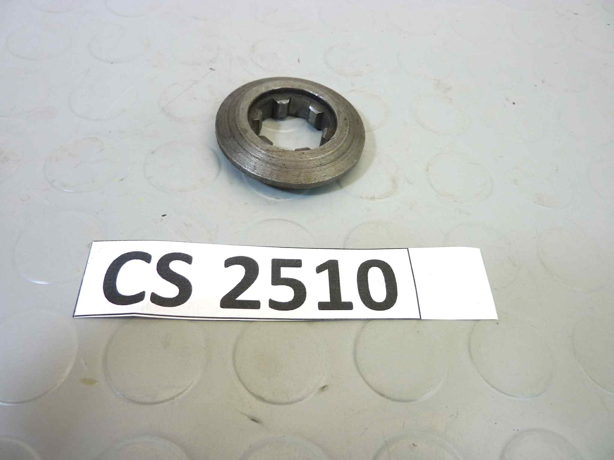 Piattello parastrappi albero frizione Moto Guzzi V7 700