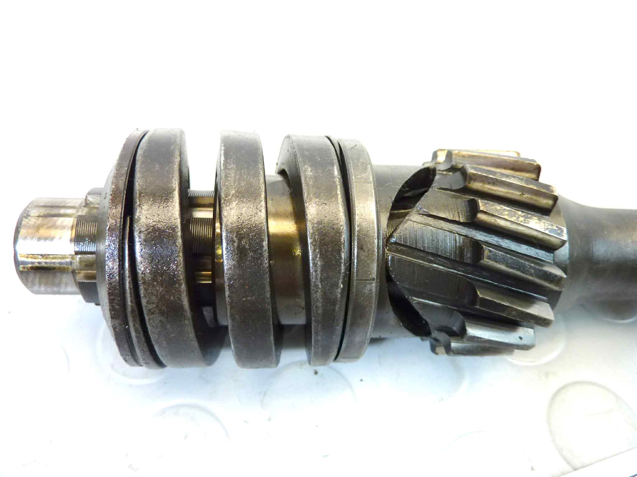 Albero frizione Moto Guzzi V7 700 cod 12210701 - immagine 2