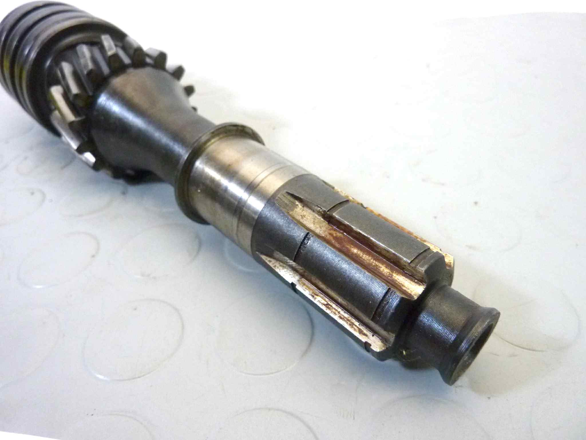 Albero frizione Moto Guzzi V7 700 cod 12210701 - immagine 4