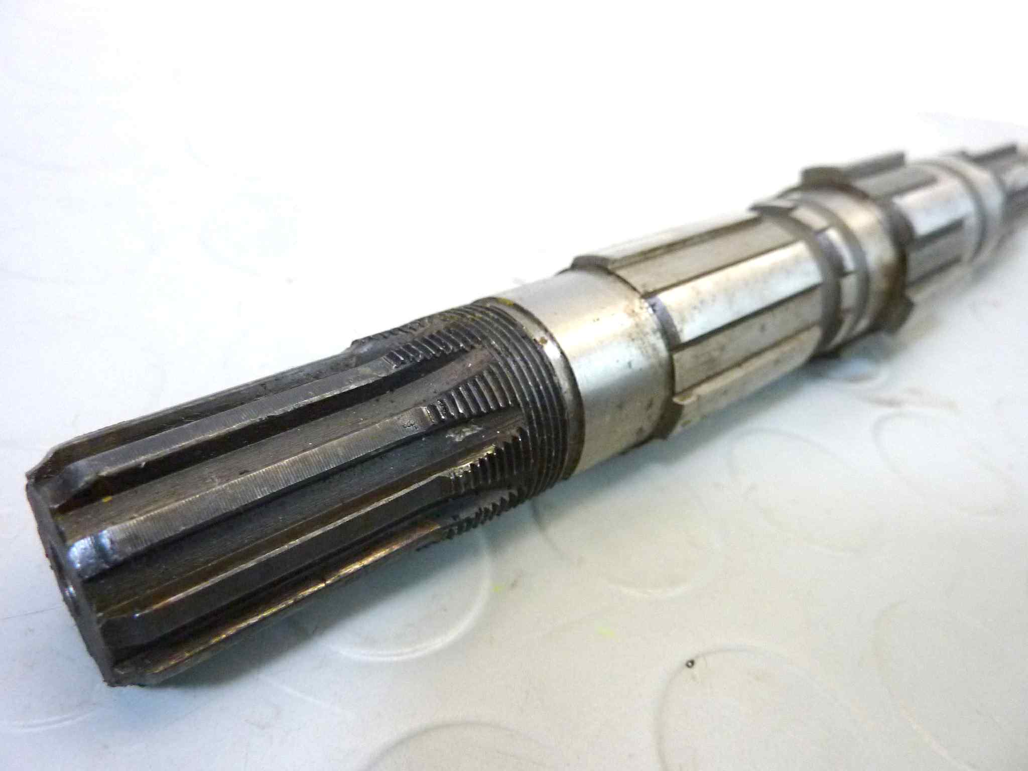 Albero secondario cambio Guzzi California 1000 1100 G5 Quota le Mans 850 1000 SP strada V10 T3 T4 T5 cod 14213612 NUOVO fondo di magazzino, LEGGI DESCRIZIONE - immagine 3