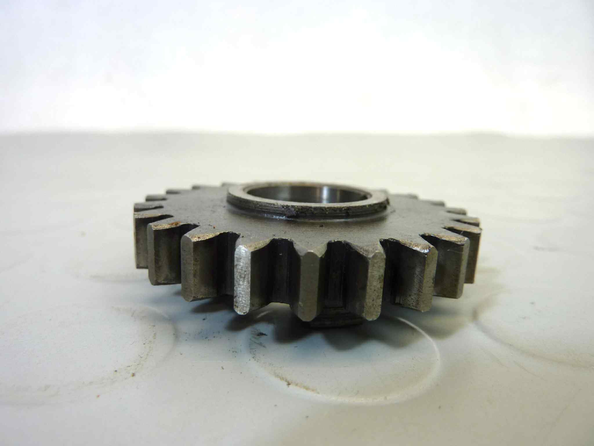 Ingranaggio libero albero secondario guzzi Zigolo 13 denti NUOVO fondo di magazzino, LEGGI DESCRIZIONE - immagine 5