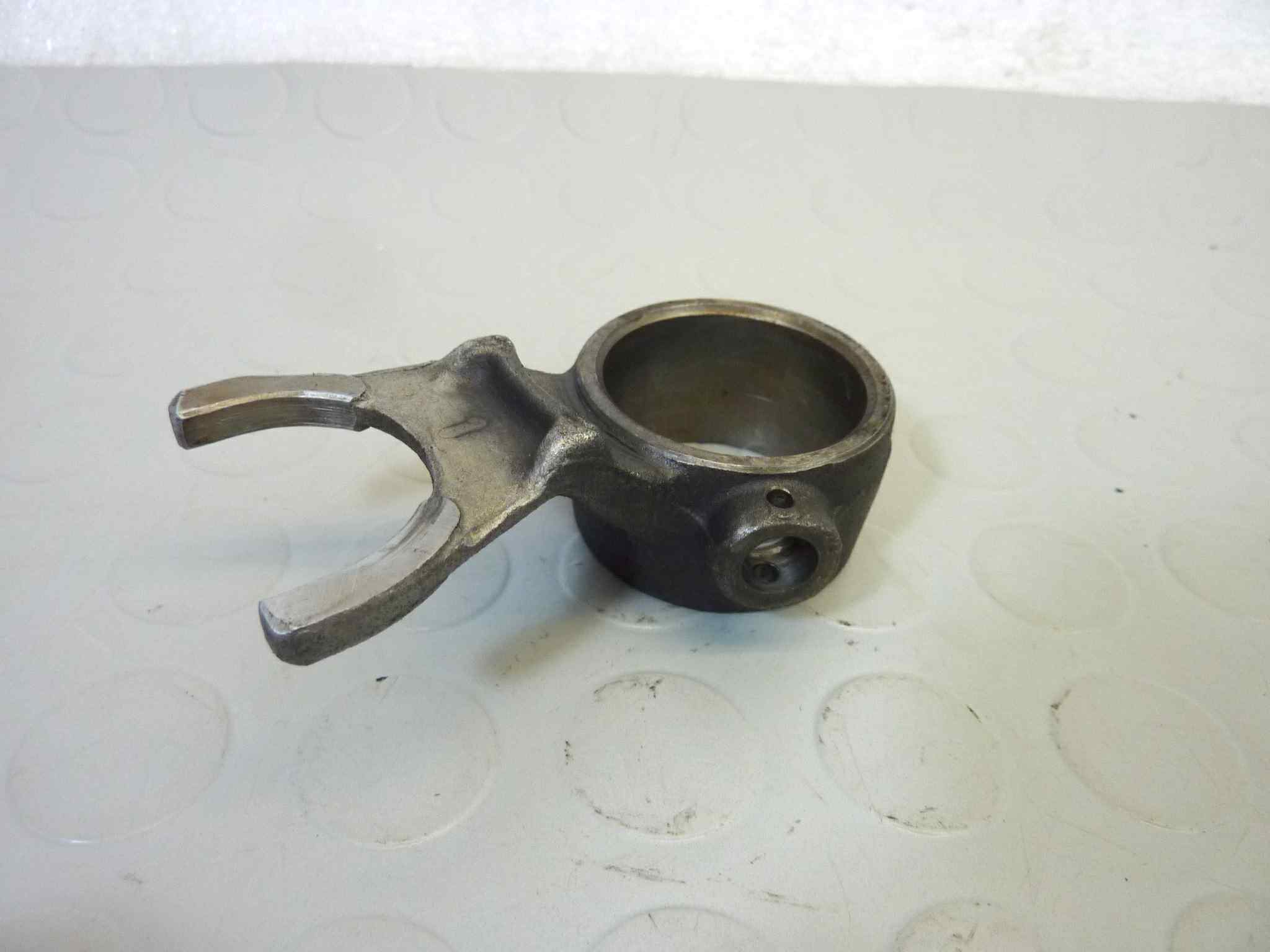 Forchetta selettore cambio Guzzi 65GT XPA Nevada NTX SP750 Strada Targa V65 Florida V75 PA V35 V50 cod 19231020 - immagine 6