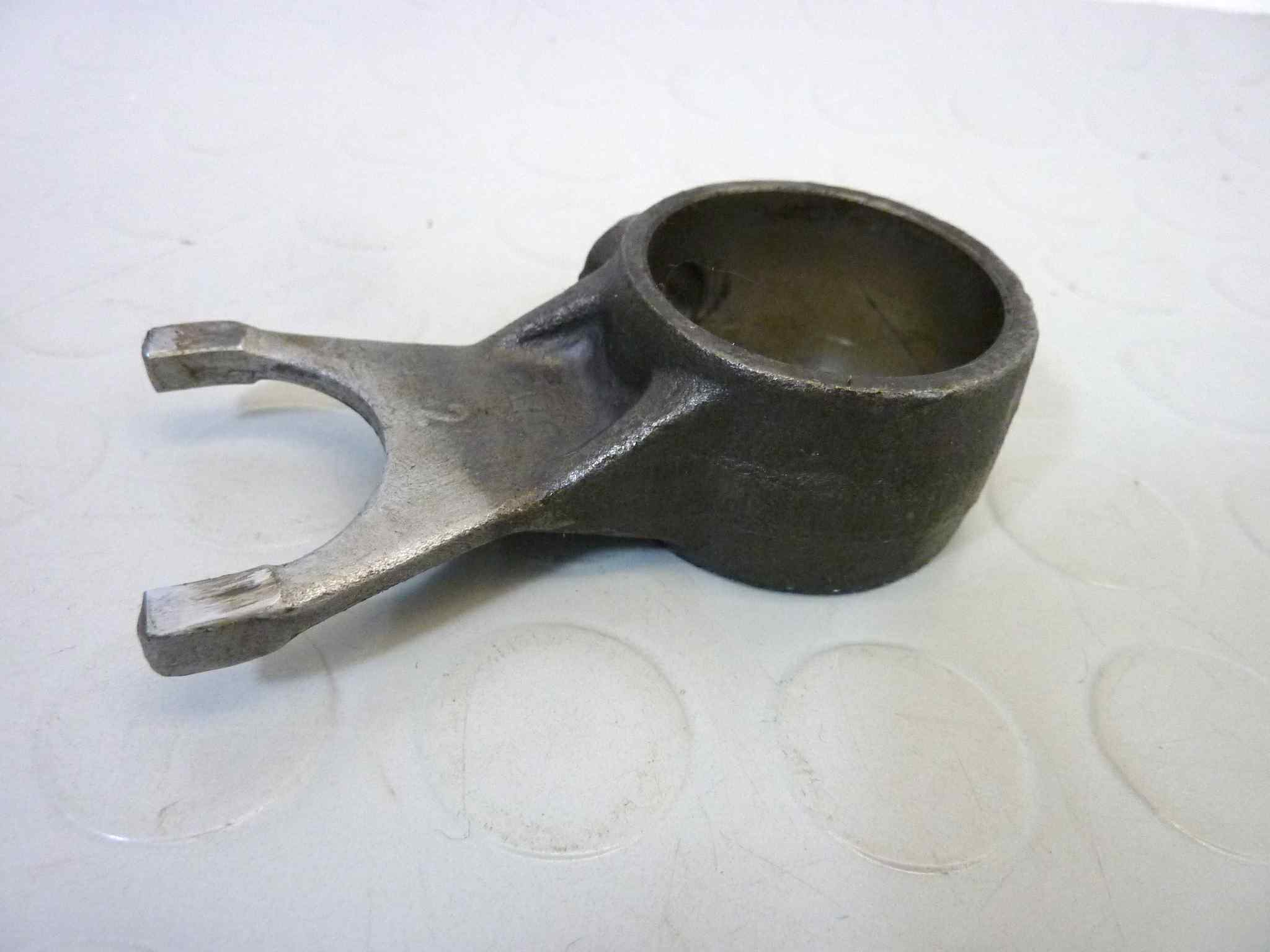 Forchetta selettore cambio Guzzi 65GT XPA Nevada NTX SP750 Strada Targa V65 Florida V75 PA V35 V50 cod 19231220 - immagine 2