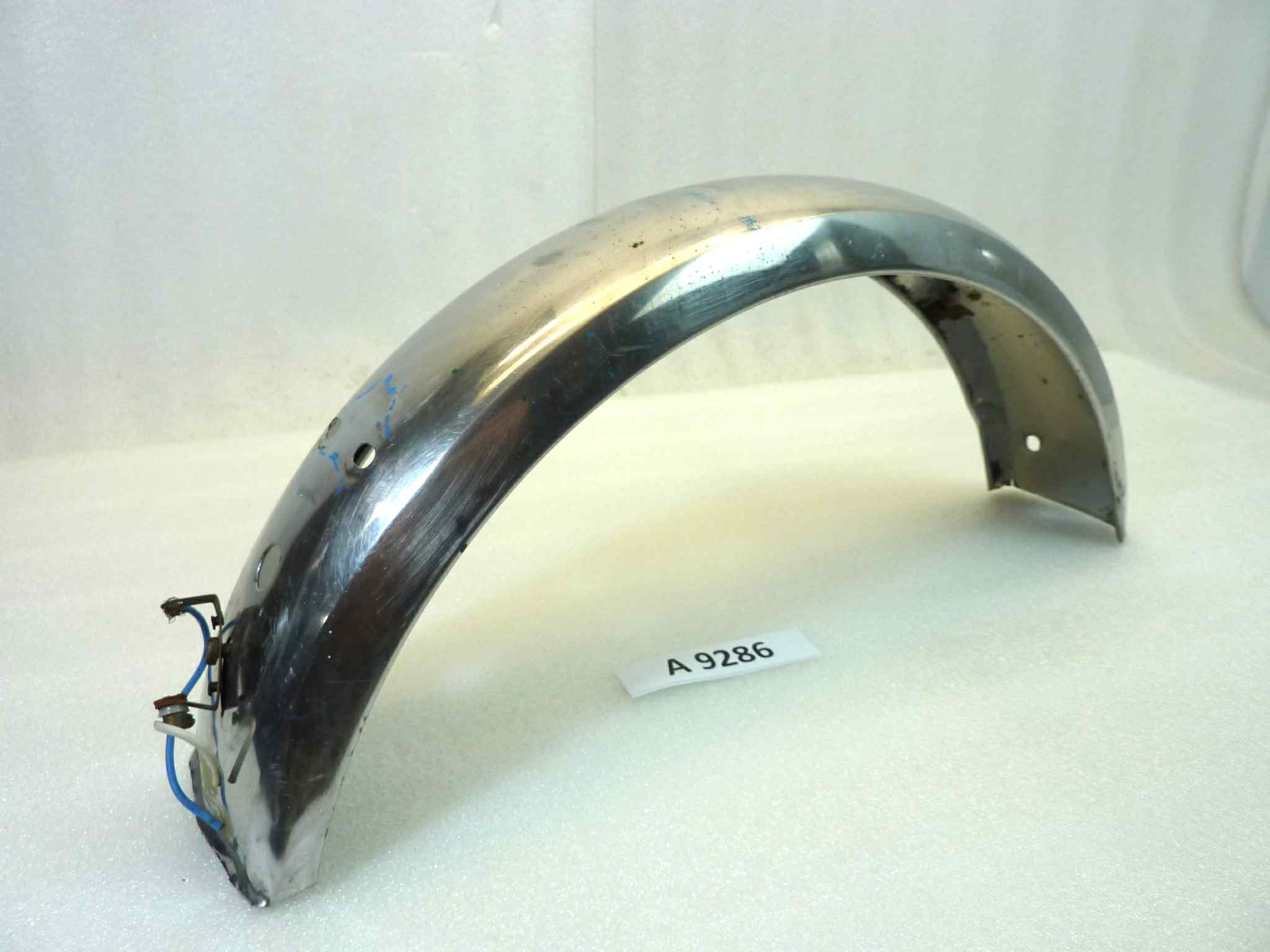 Parafango posteriore ciclomotore mini bike Benelli Cimatti Guzzi vari modelli epoca lungh al piano cm 47 - altezza al piano cm 19 - largh max 8,5 cm - immagine 6