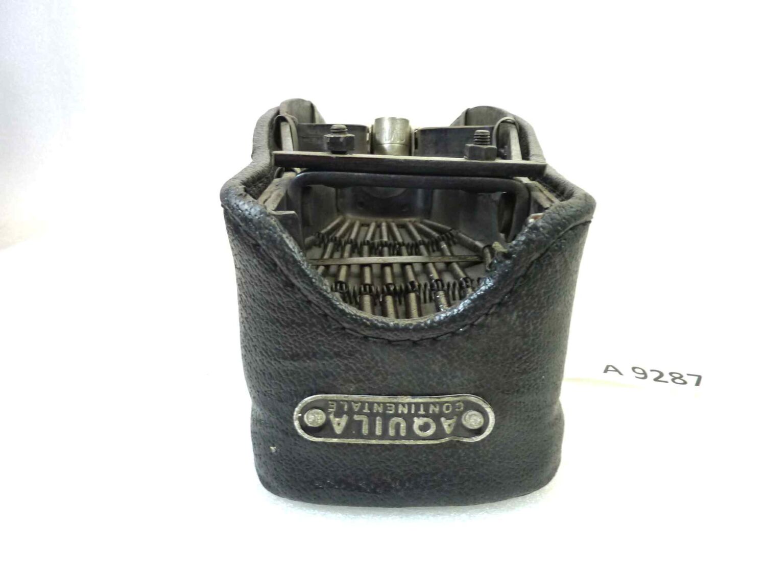Sella Aquila ciclomotore moto epoca con attacco a perno lungh tot 47 cm - largh max centrale 16,5 cm - altezza max 12 cm mini bike ecc - immagine 11