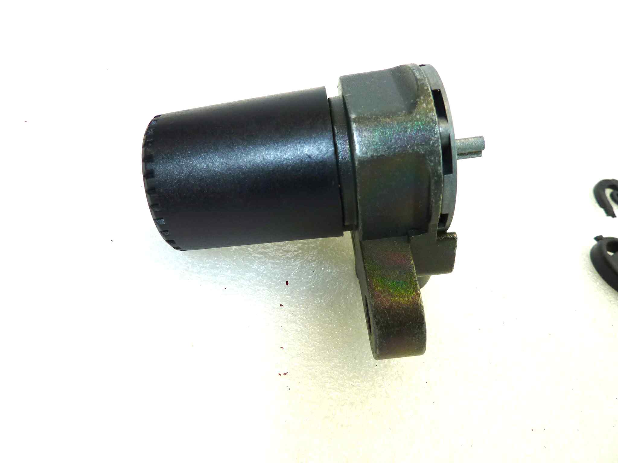 Blocchetto accensione Guzzi Breva 750 V7 Classic con 2 chiavi avviamento cod 32782510 Moto Guzzi V7 (Versioni I e II, Classic, Stone, Special, Racer, Café, Stornello)Moto Guzzi Breva 750Moto Guzzi Nevada 750 (Versioni Classic i.e. e Anniversario) 2003-2016 NUOVO fondo di magazzino, LEGGI DESCRIZIONE - immagine 4