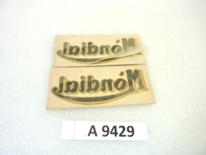 Coppia adesivo decalcomanie Logo Mondial 6,2 x 13,7 originale no replica NUOVO fondo di magazzino, LEGGI DESCRIZIONE